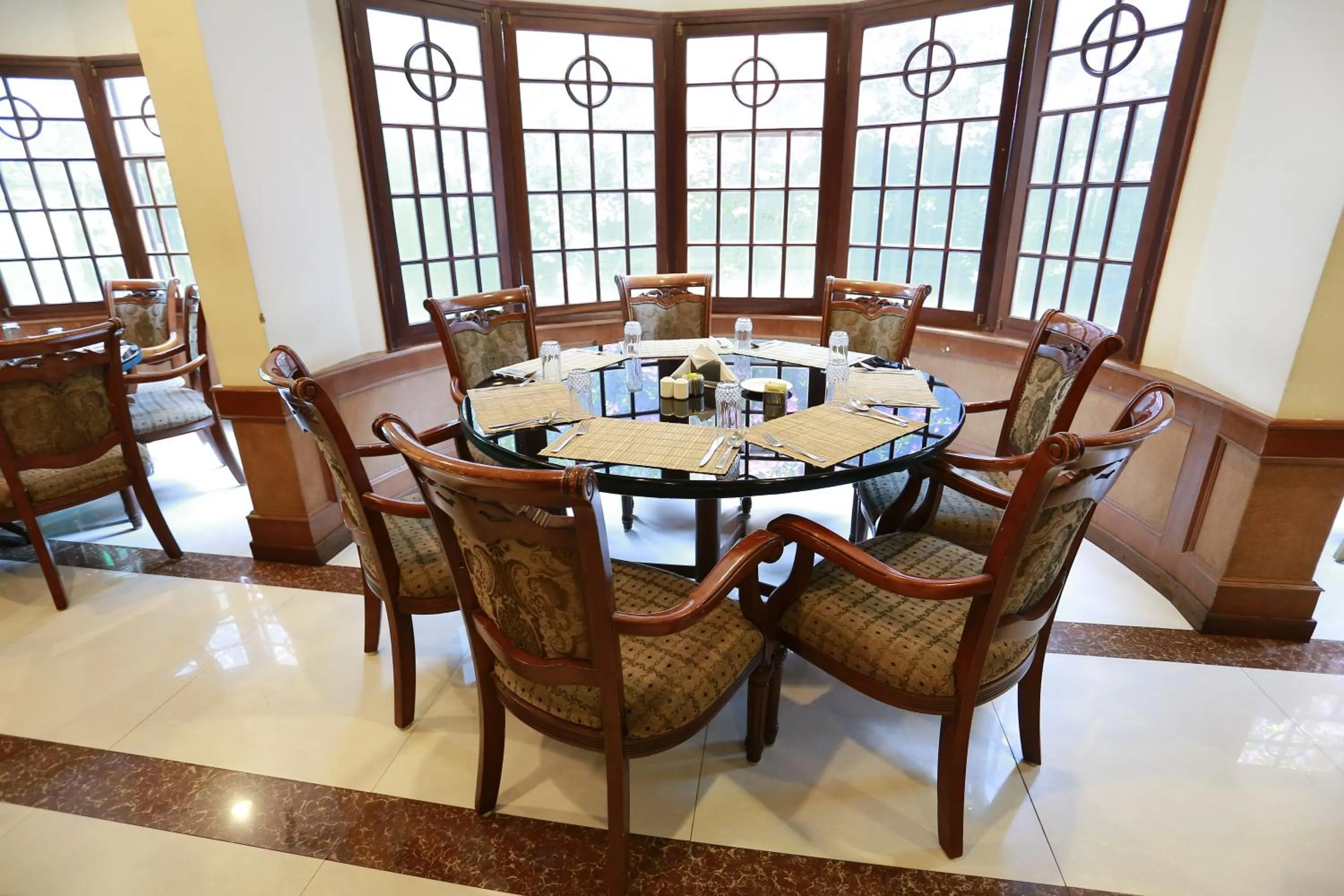 Restaurant/places to eat in Presidency Kochi City Centre