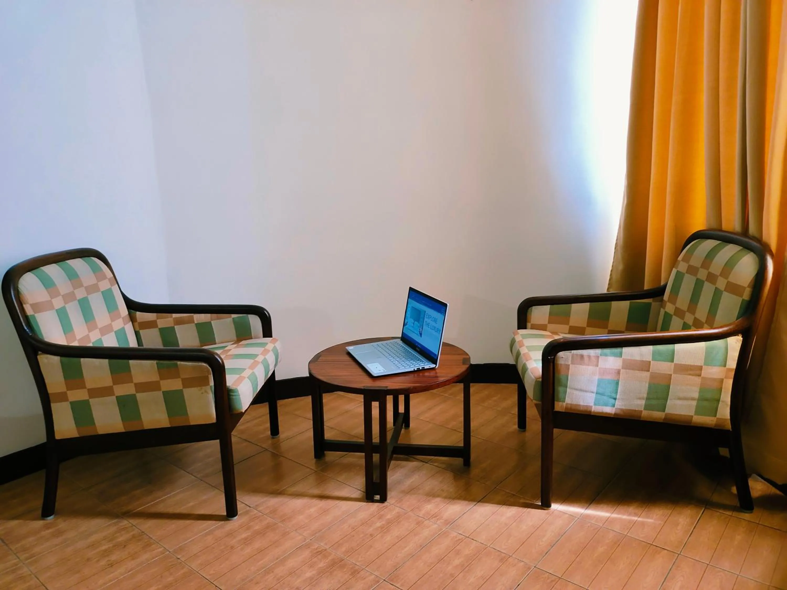 Deluxe Twin Room - single occupancy in Presidency Kochi City Centre