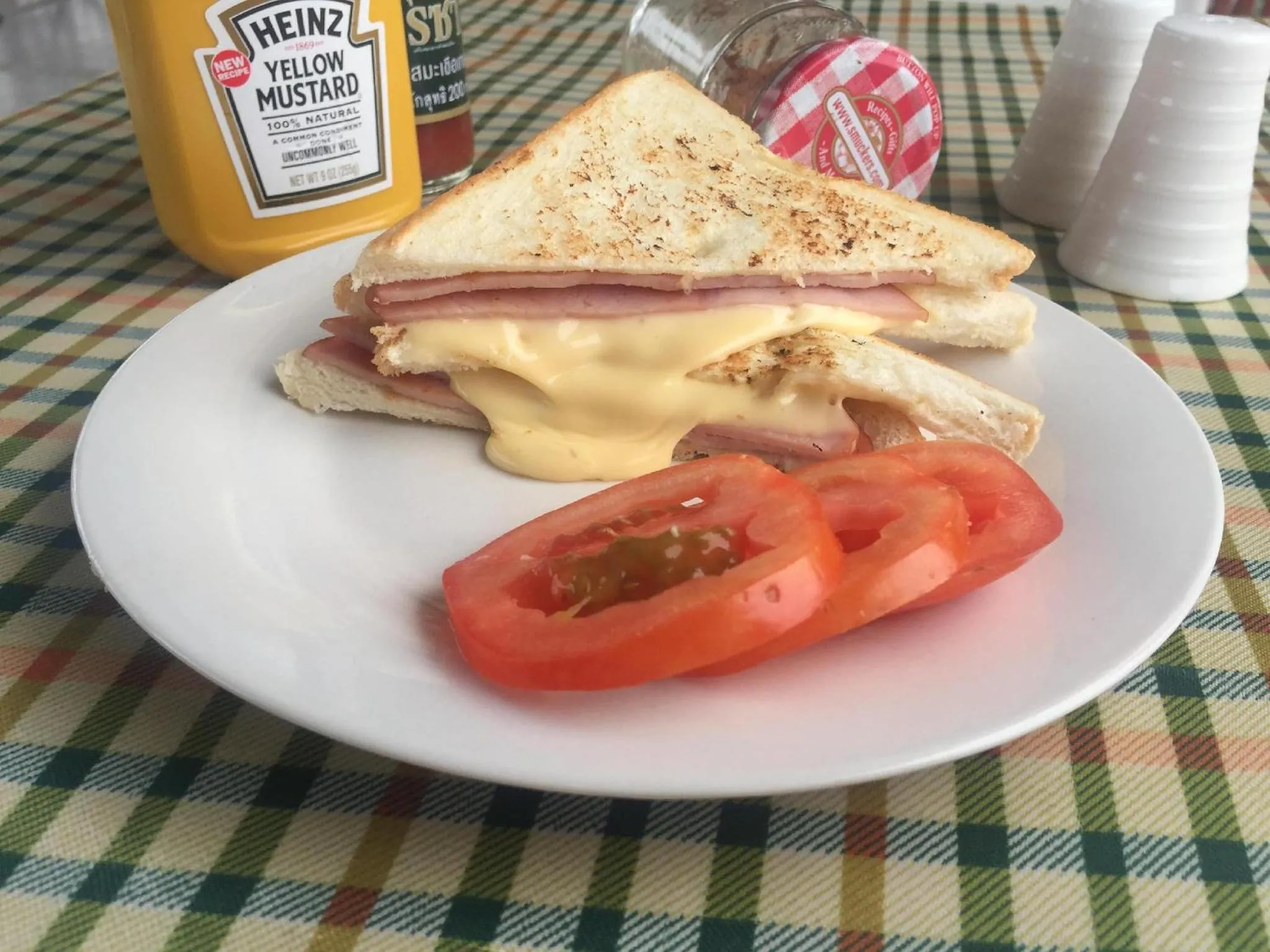 Food in Canal Resort