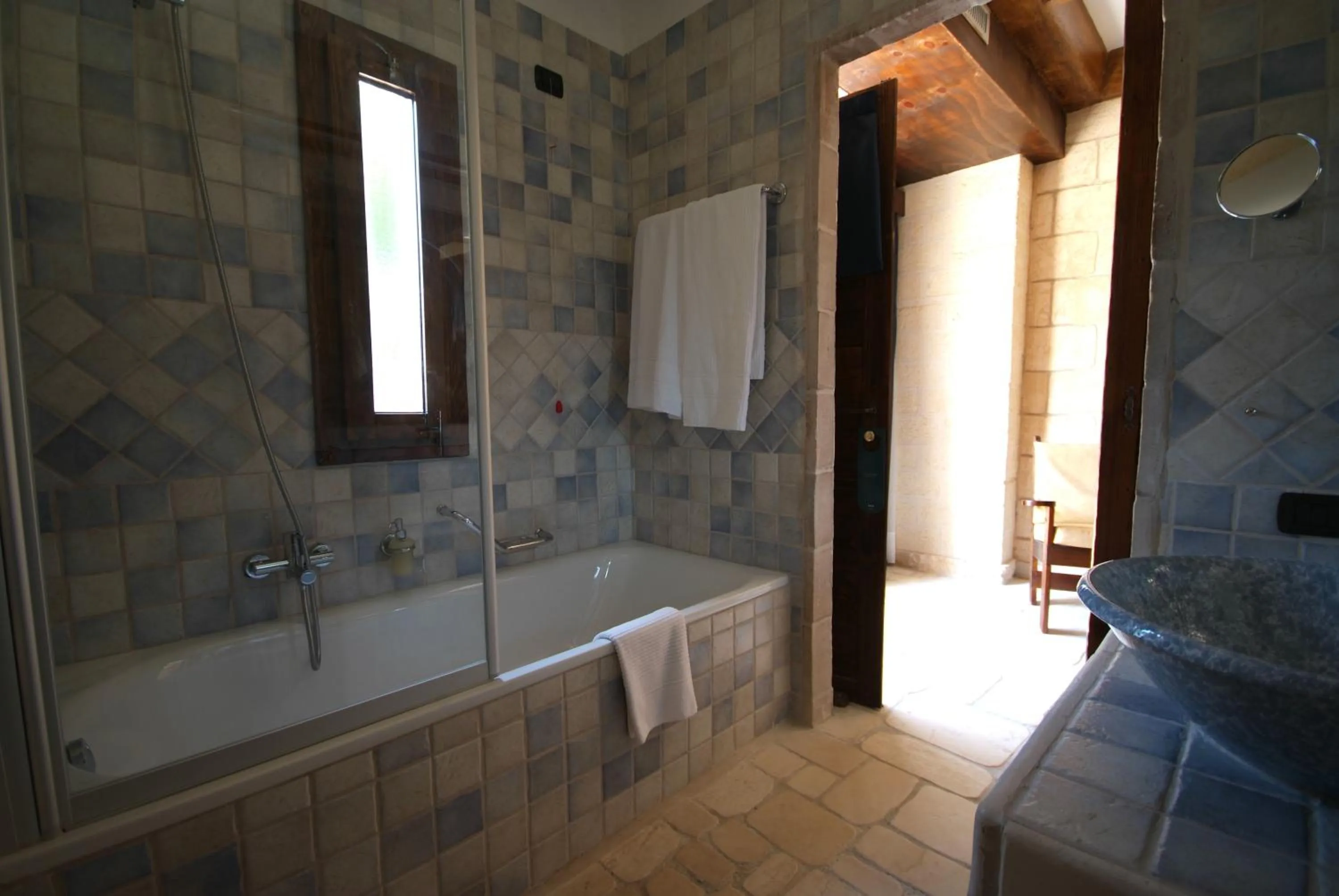 Bathroom in UNA HOTELS Regina Bari