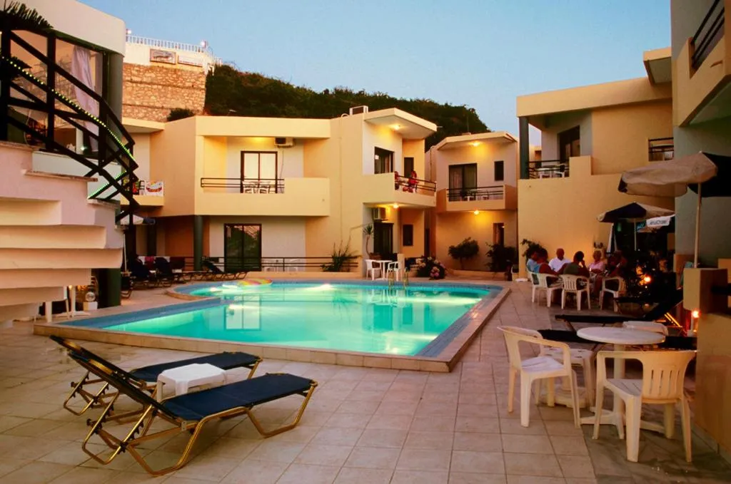 Facade/entrance in Akasti Hotel