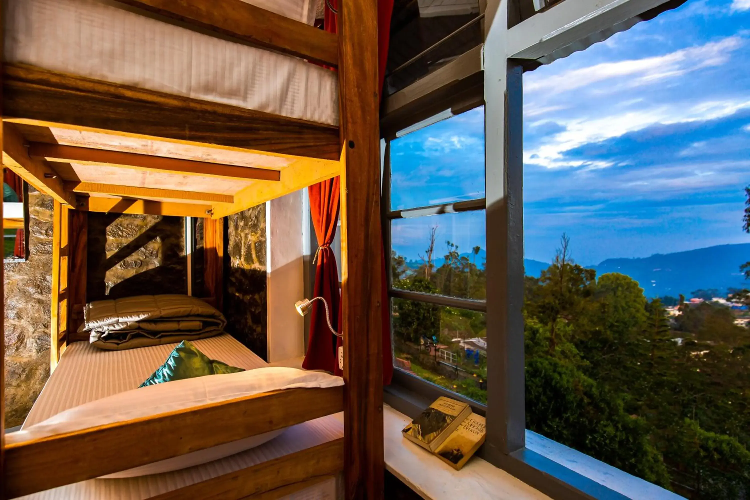 Natural landscape, Bed in Zostel Kodaikanal Natural landscape, Bed in Zostel Kodaikanal