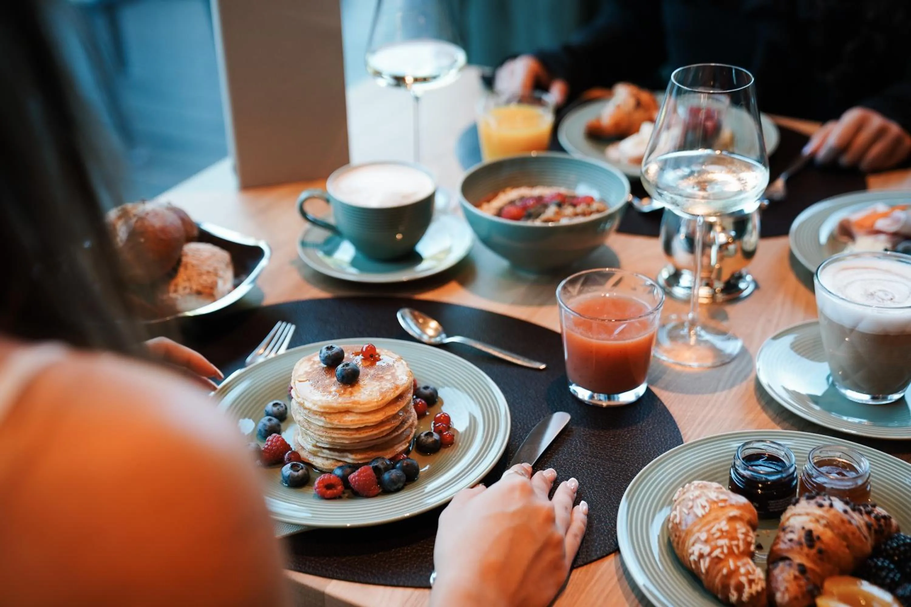 Restaurant/places to eat in Hotel Sun Valley