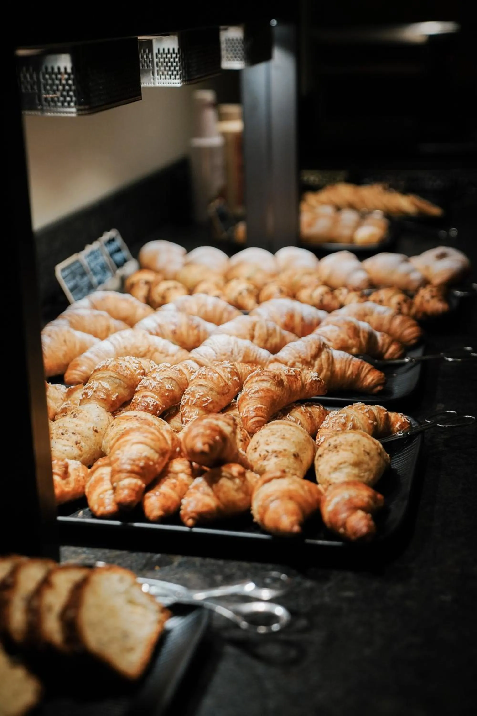 Restaurant/places to eat in Hotel Sun Valley