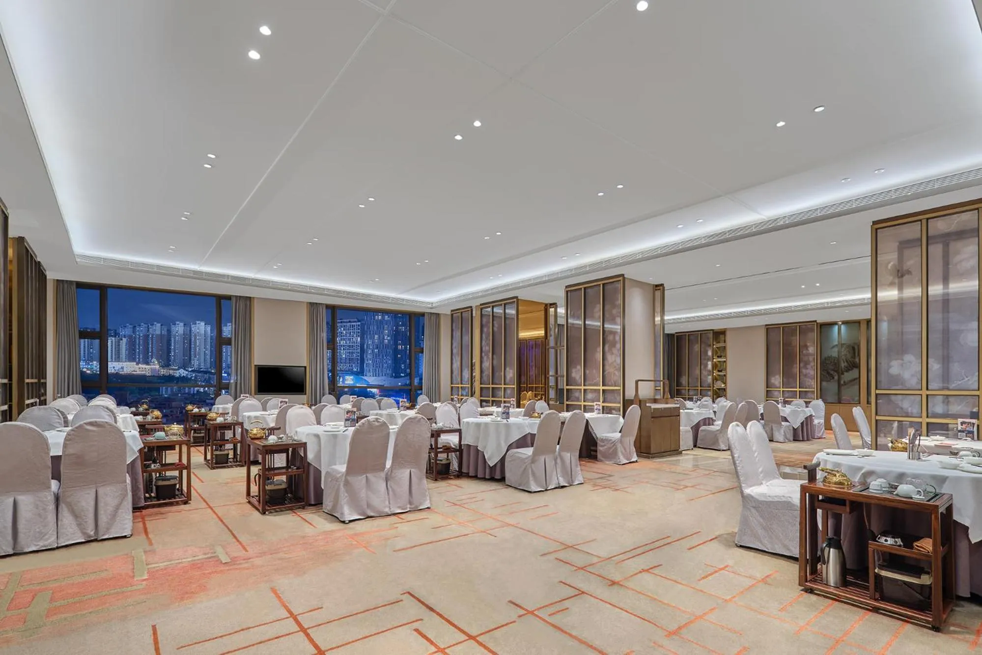 Restaurant/places to eat in Dongguan DongCheng International Hotel