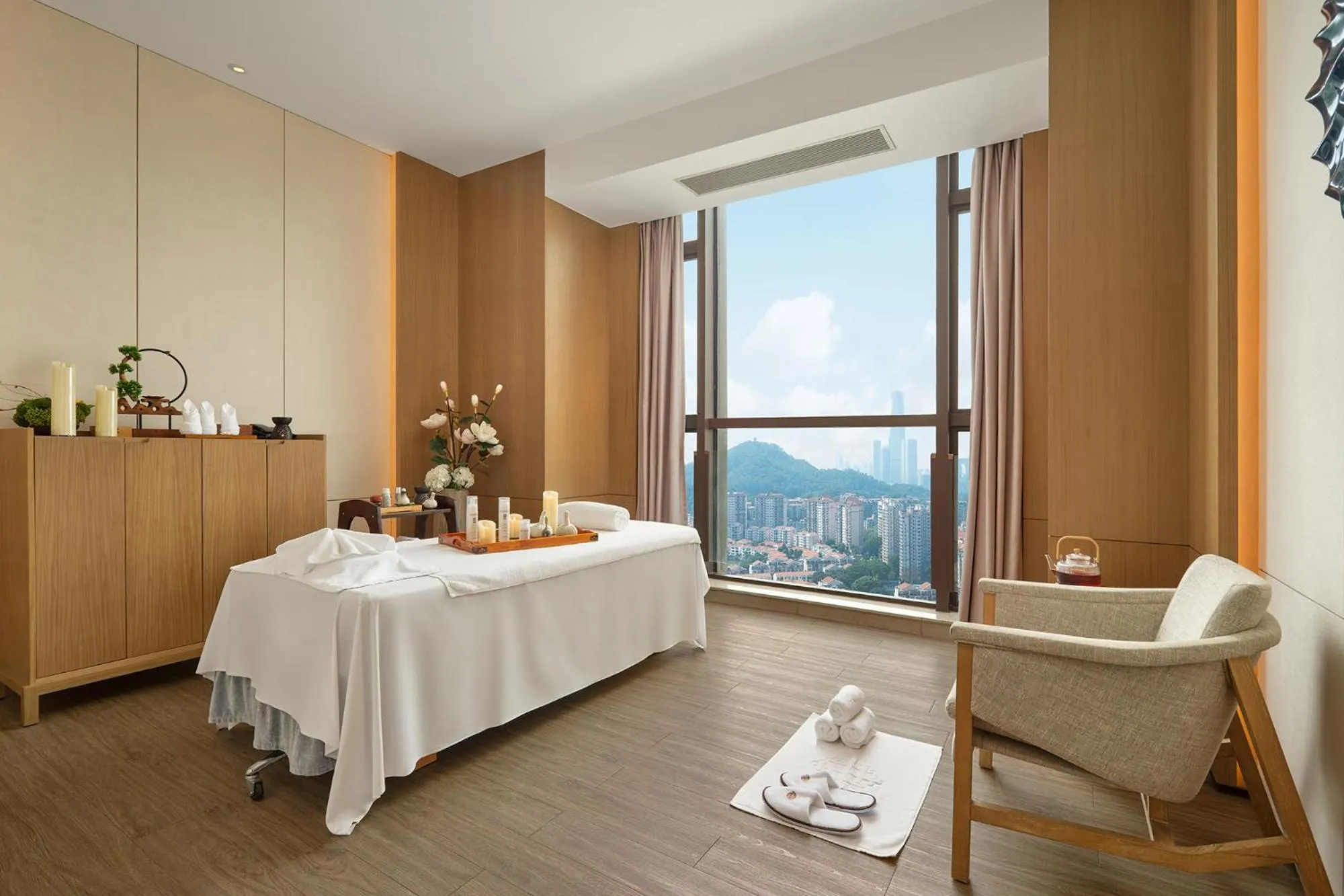 Spa and wellness centre/facilities, Bed in Dongguan DongCheng International Hotel