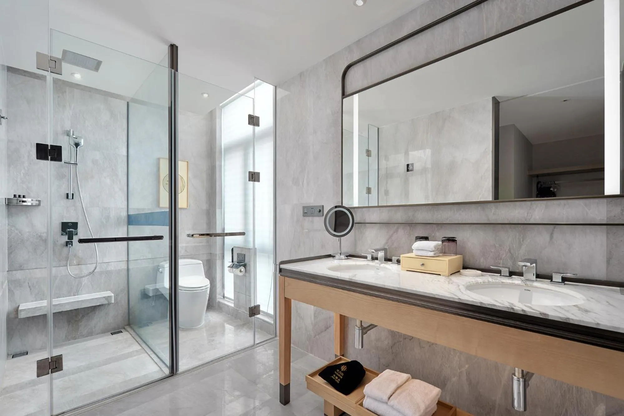 Toilet in Dongguan DongCheng International Hotel