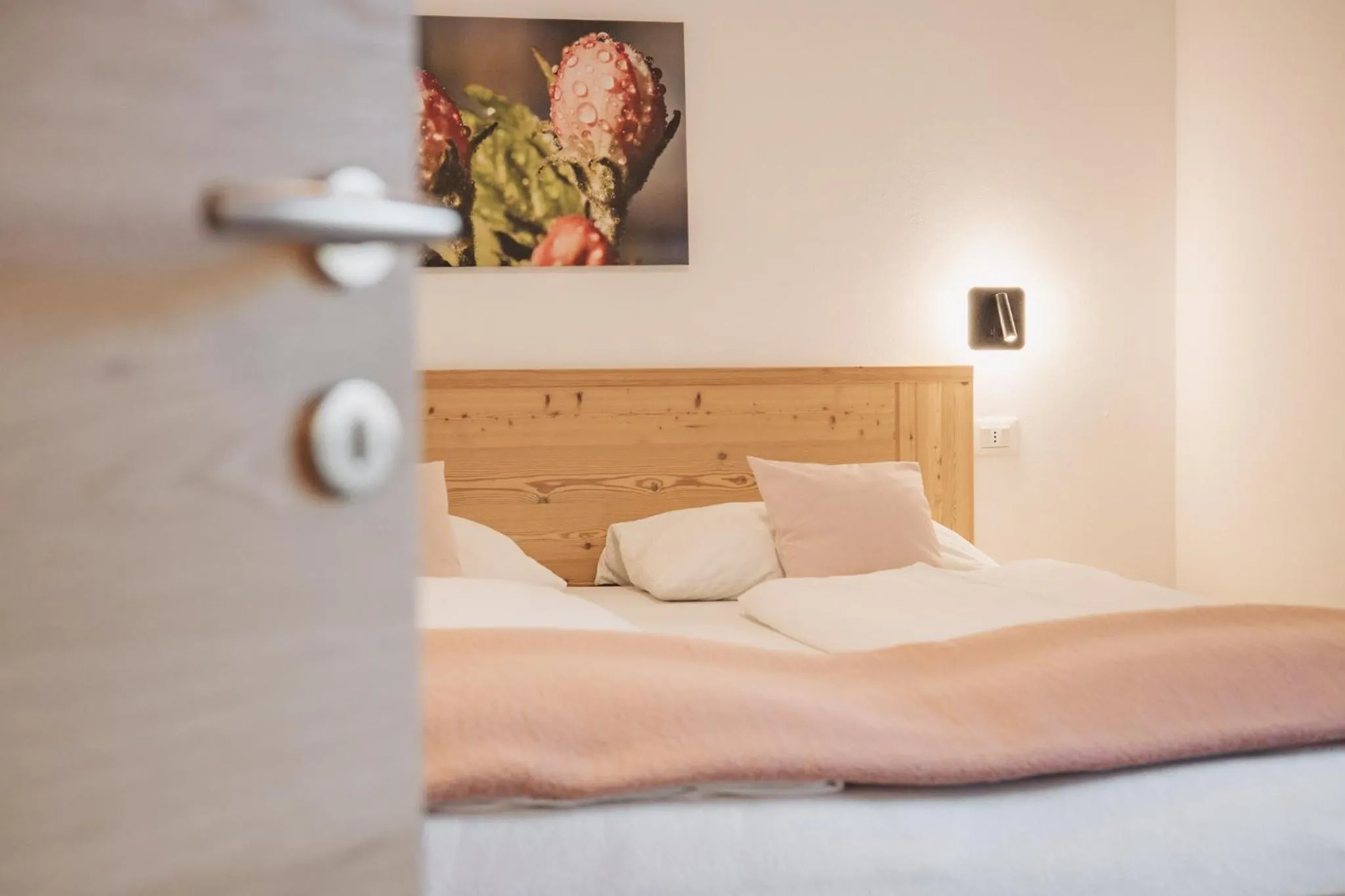 Bedroom, Bed in Residence Karpoforus