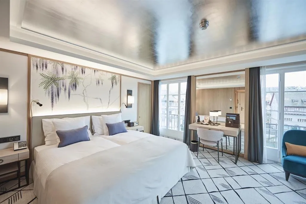 Bedroom, Bed in Storchen Zürich - Lifestyle Boutique Hotel