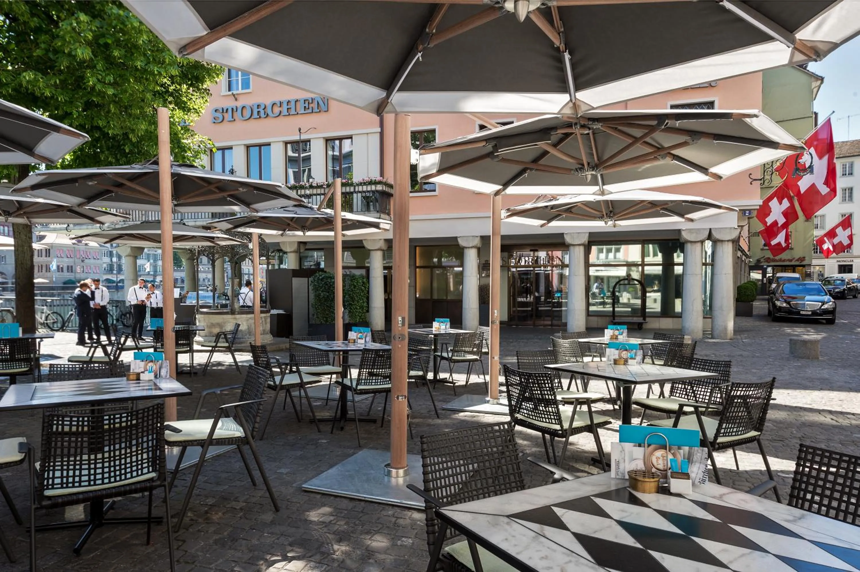 Restaurant/places to eat in Storchen Zürich - Lifestyle Boutique Hotel