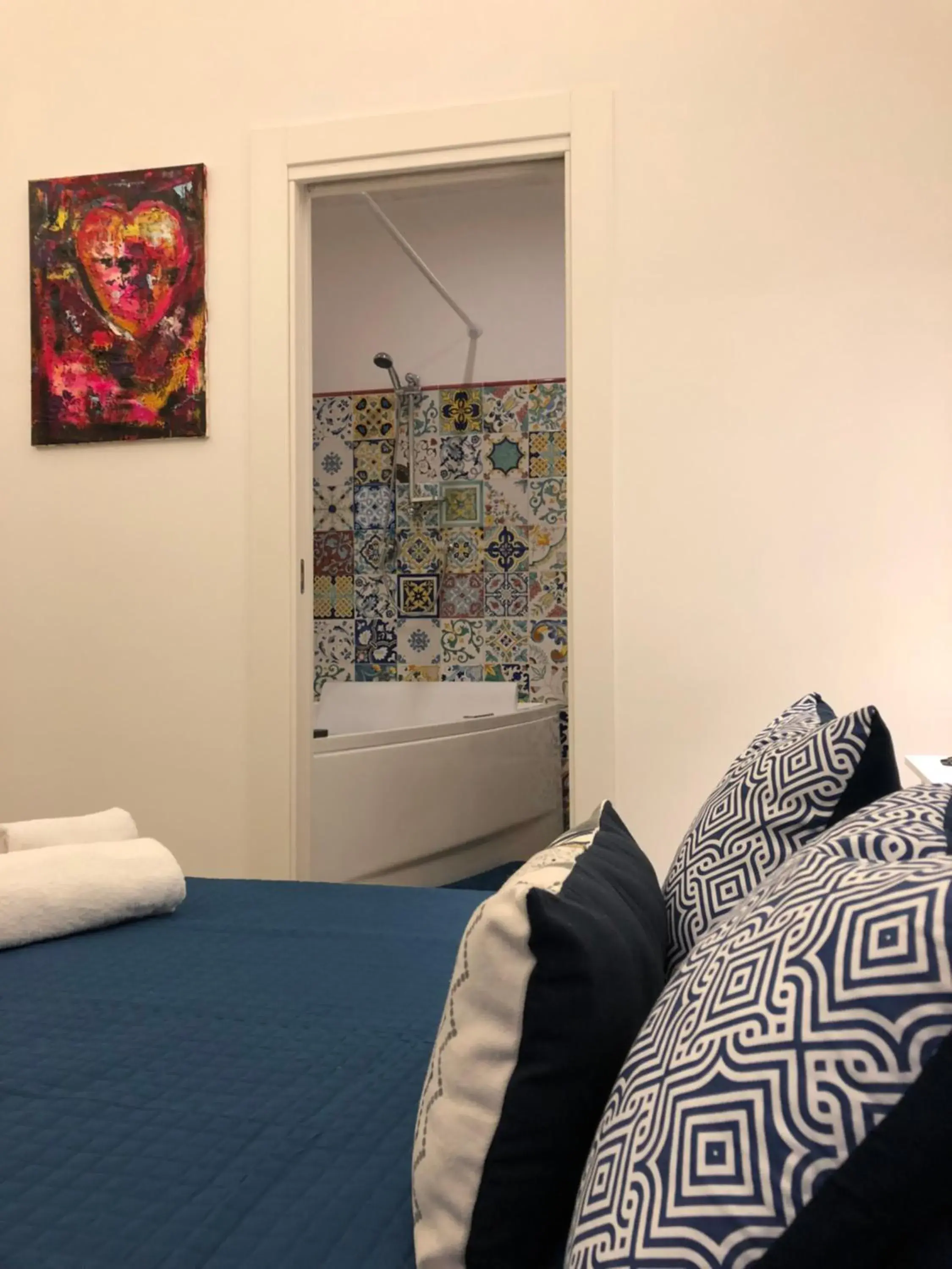 Double Room with Hot Tub and Sea View - single occupancy in B&B Blu Infinito Double Room with Hot Tub and Sea View - single occupancy in B&B Blu Infinito