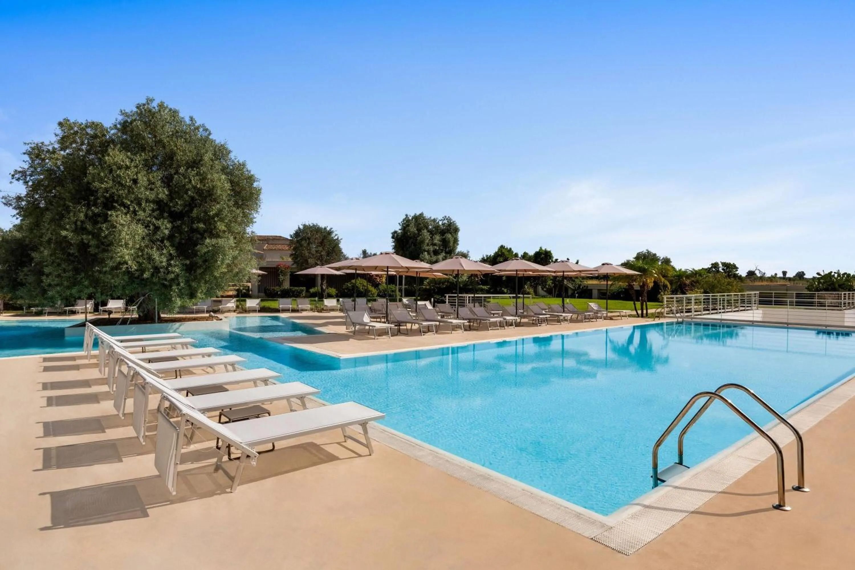 Pool view in Dolce by Wyndham Siracusa - I Monasteri Golf & Spa