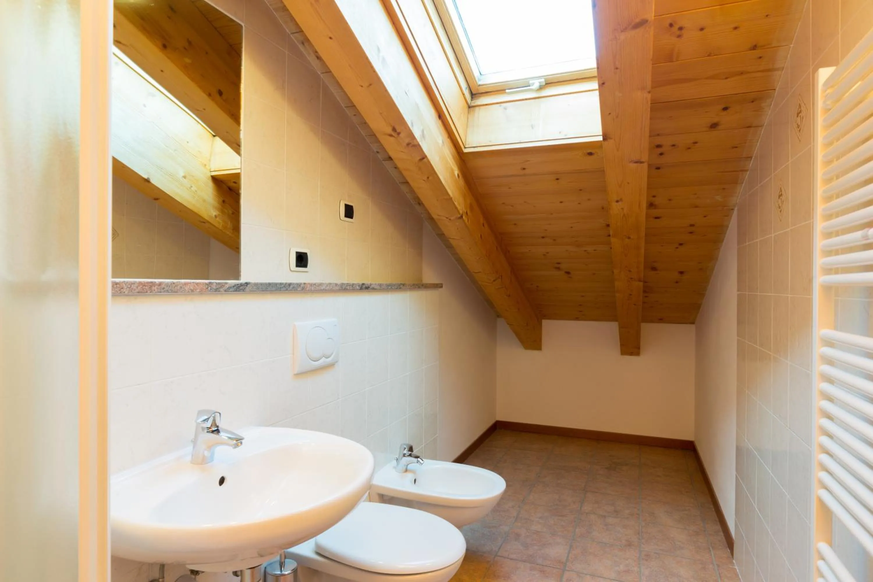 One-Bedroom Apartment (4 Adults) - Split Level in Bait Del Pont