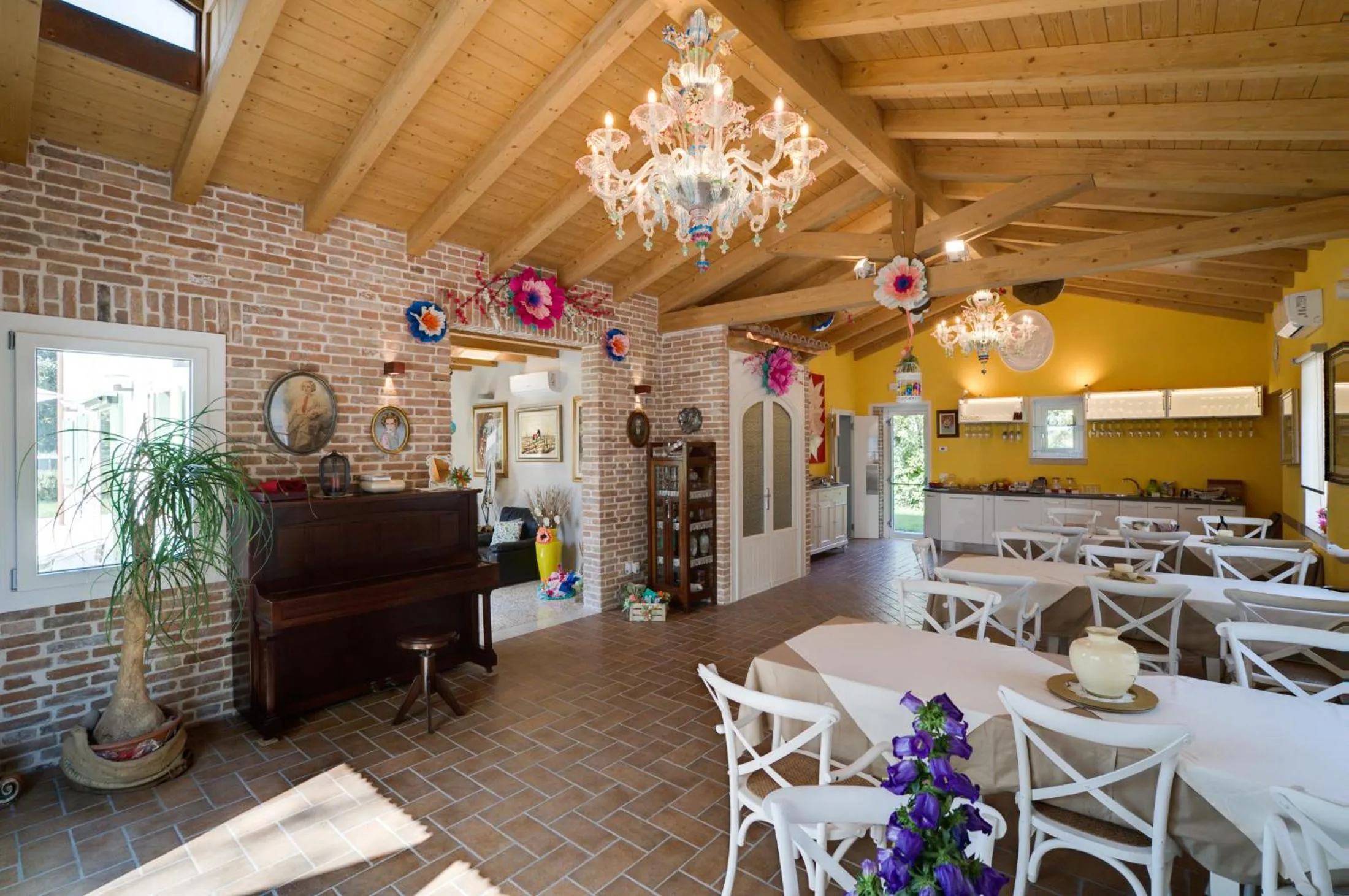 Restaurant/places to eat in Cadifiore B&B