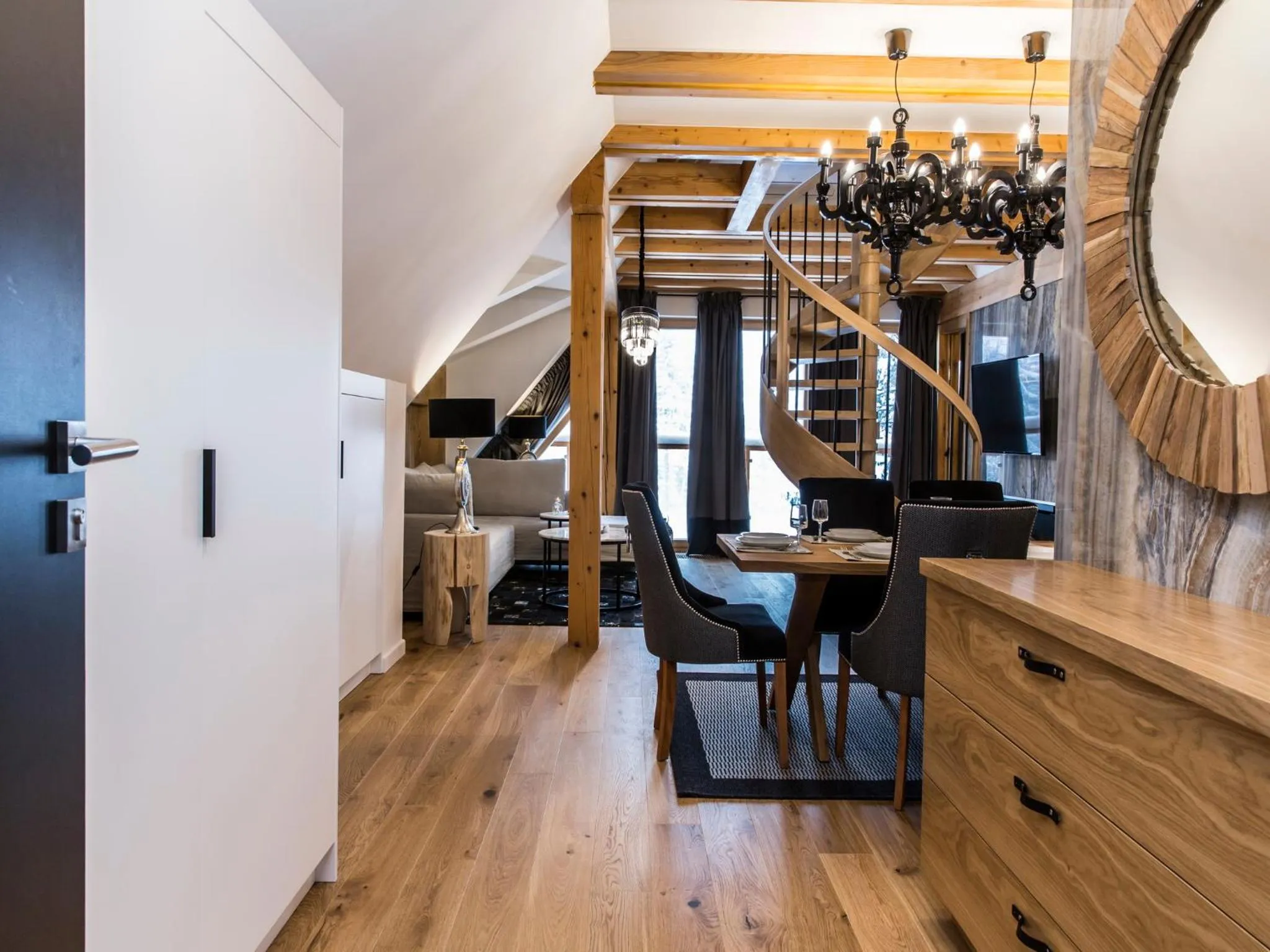 POD SKOCZNIA SPA Zakopane