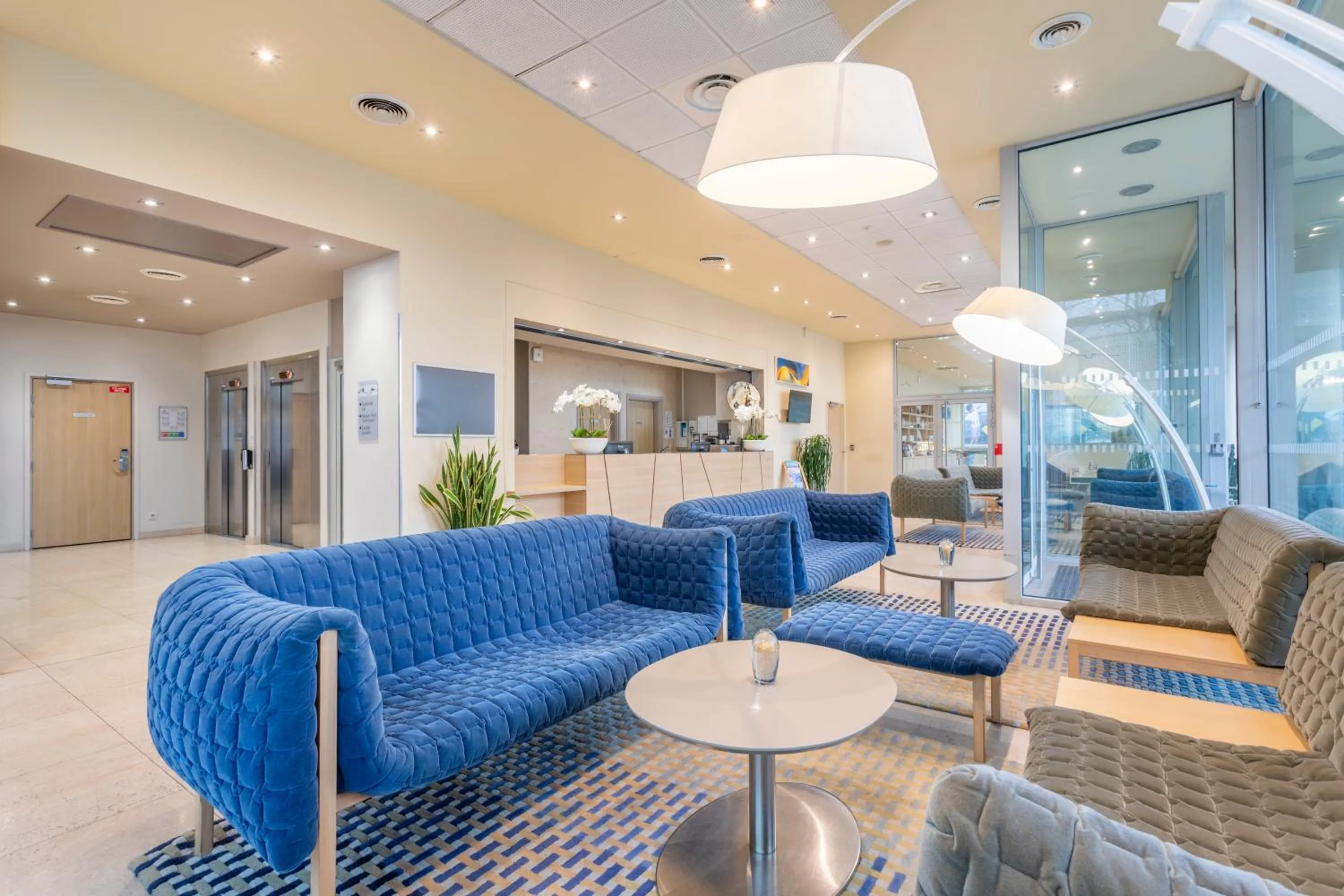 Lobby or reception in Zenitude Hôtel Résidences Marseille Saint-Charles