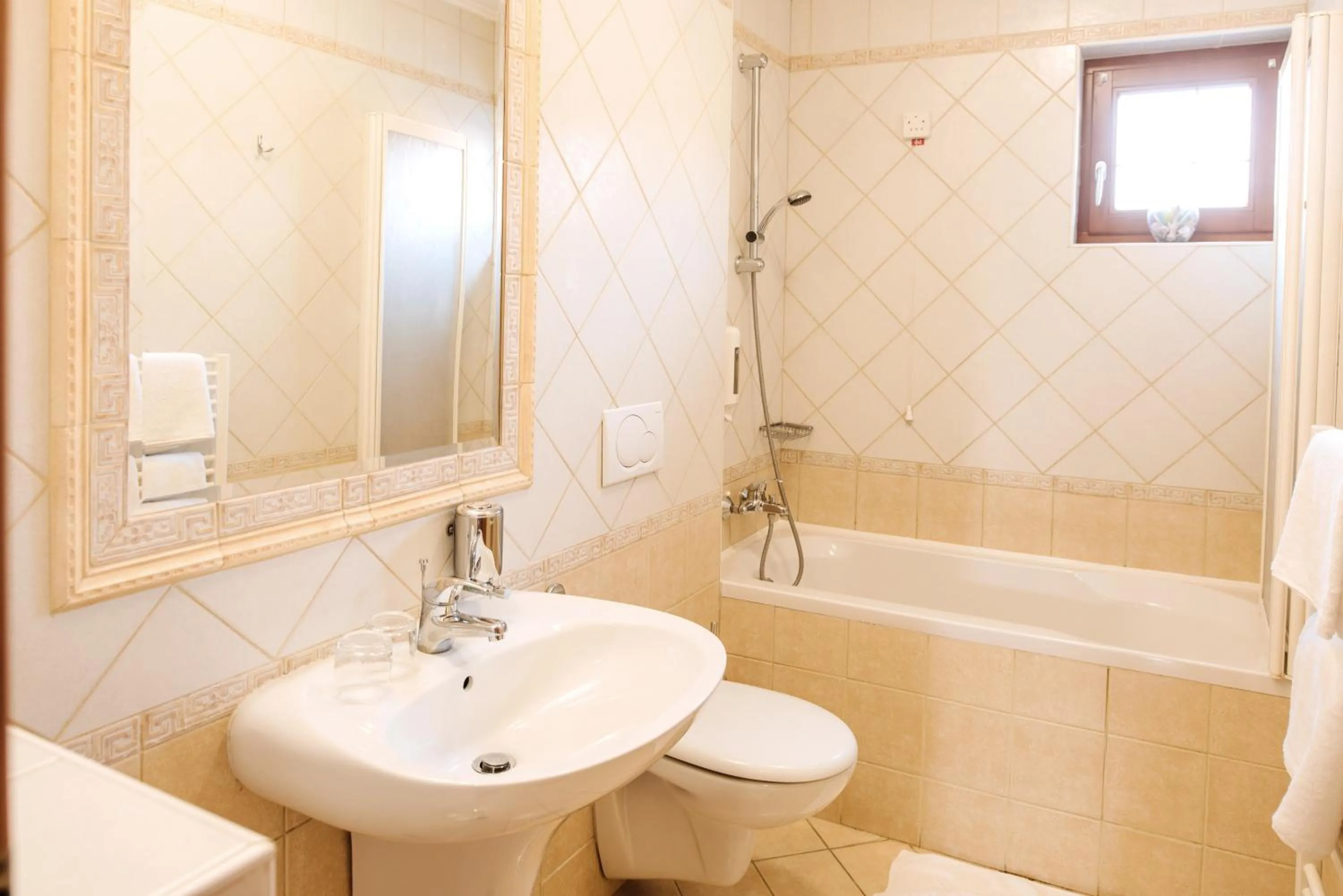 Toilet in Rooms Reaktiv