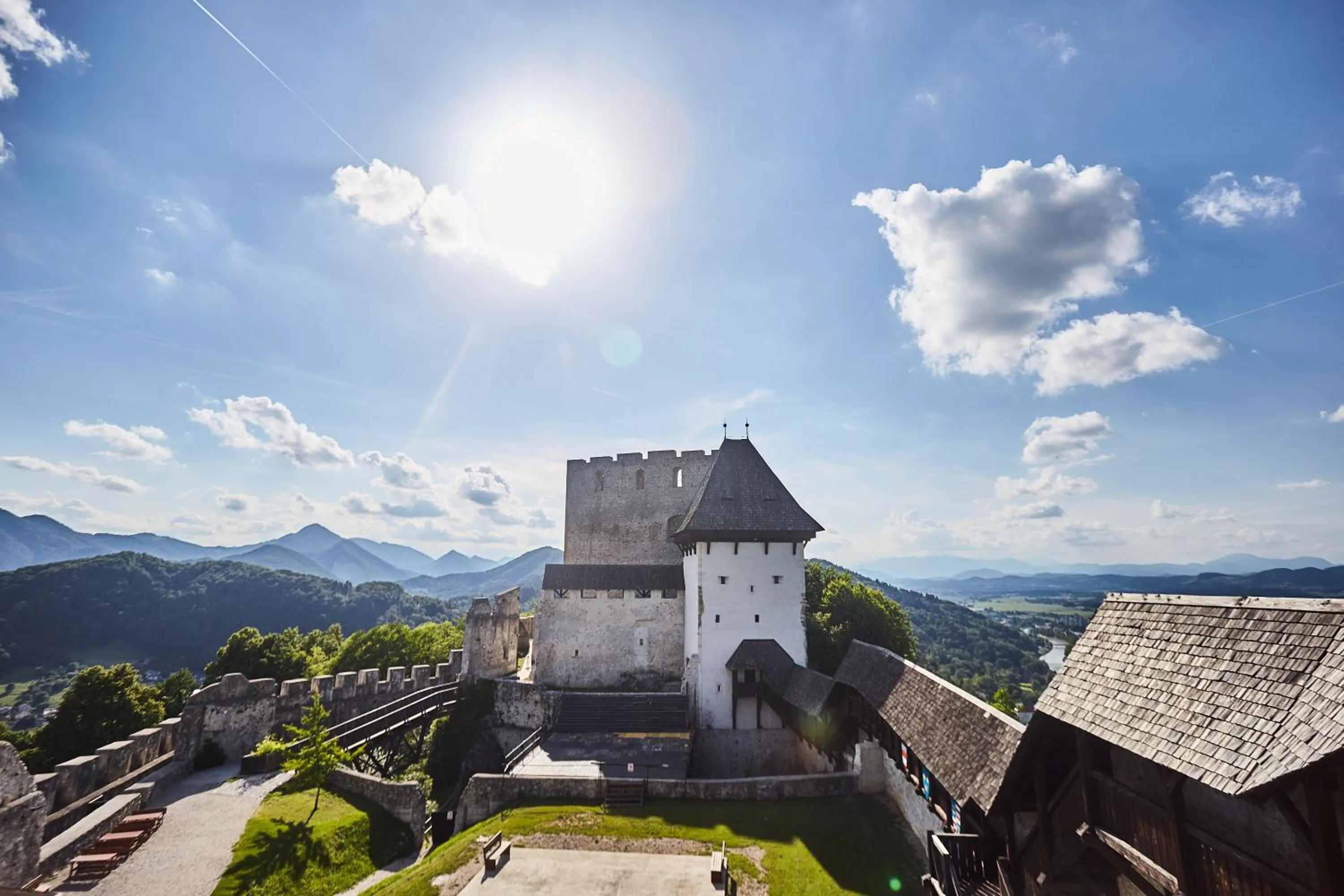 Nearby landmark in Rooms Reaktiv