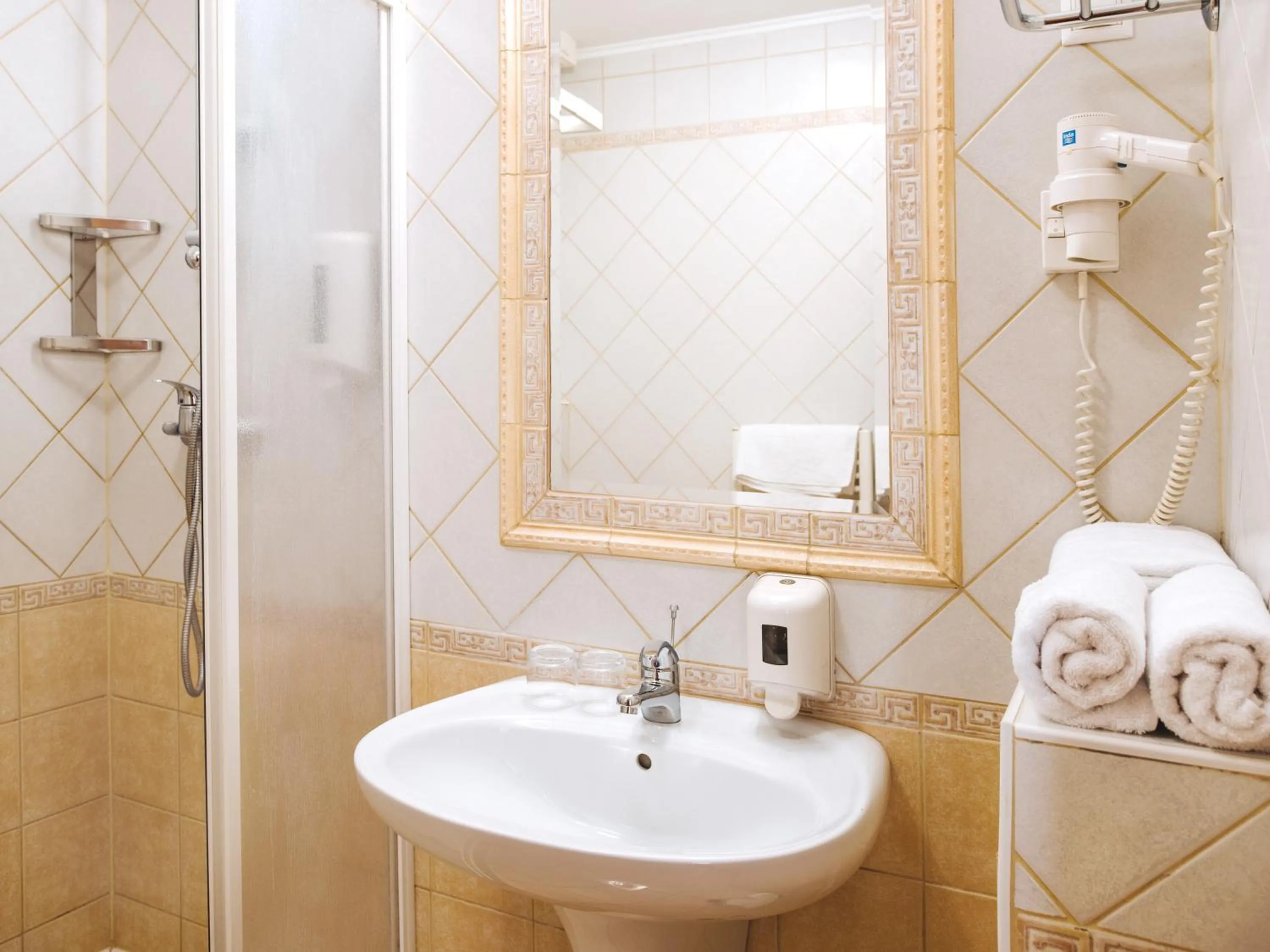 Bathroom in Rooms Reaktiv