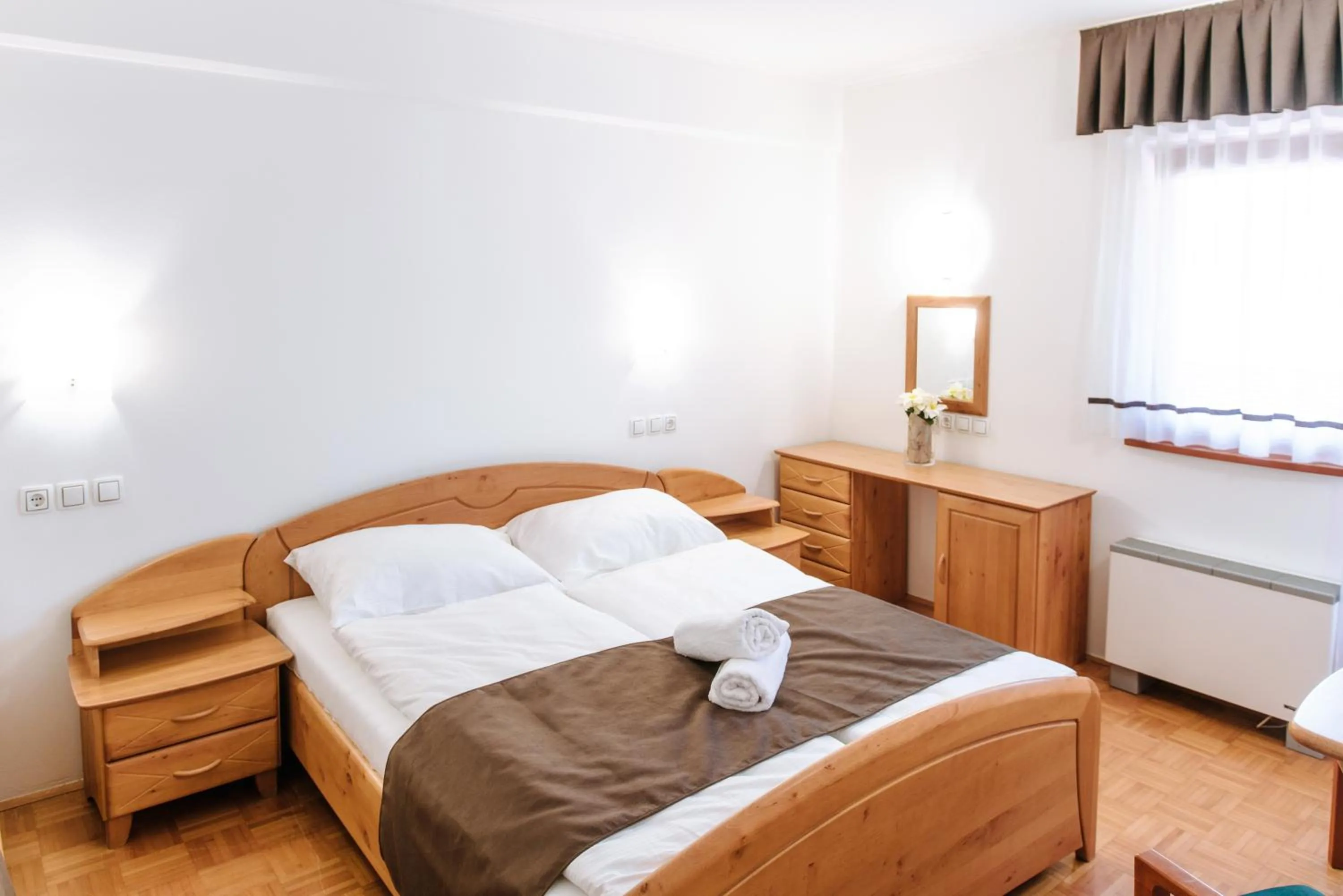 Bed in Rooms Reaktiv