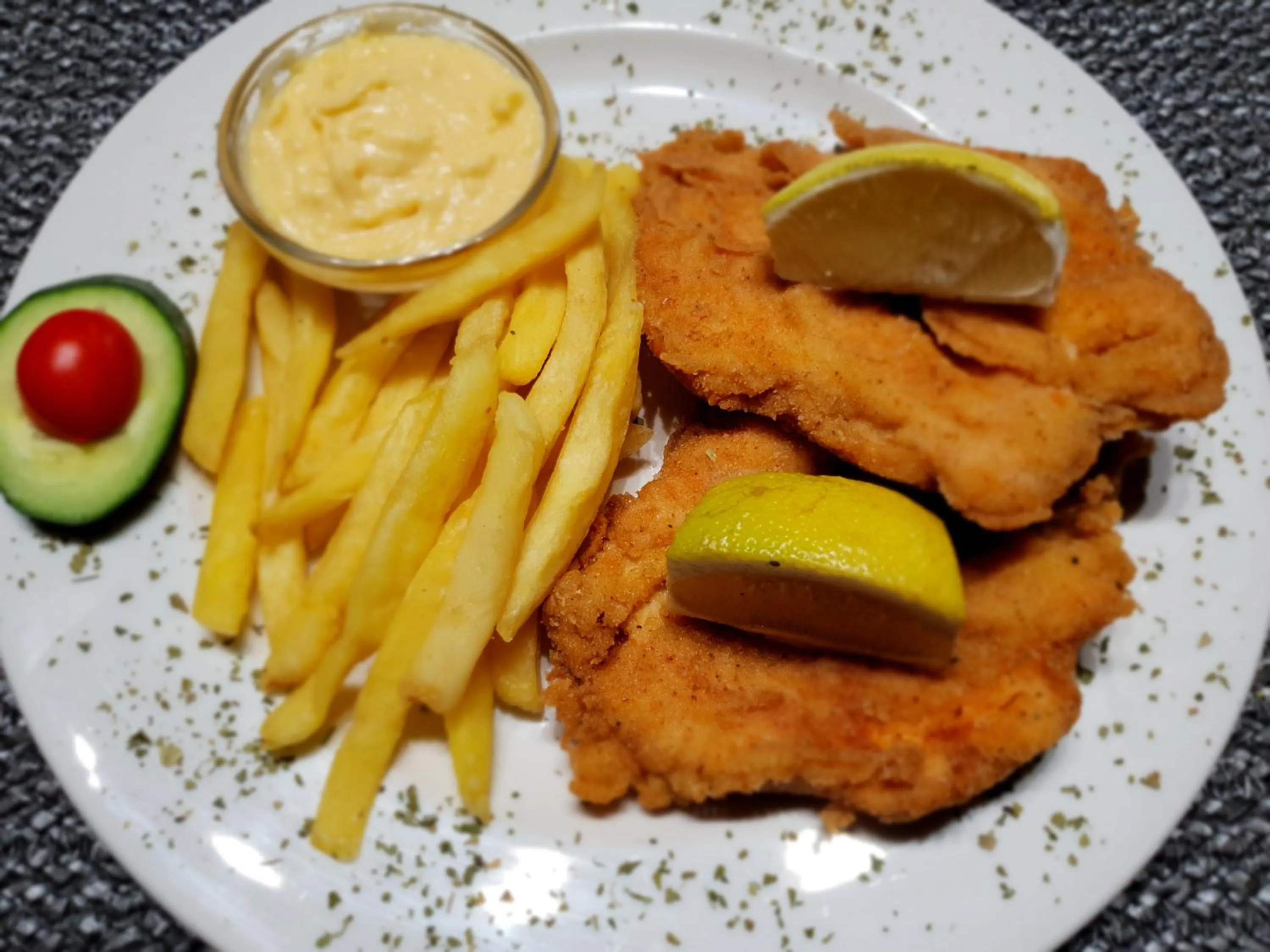 Food in Arebbusch Travel Lodge