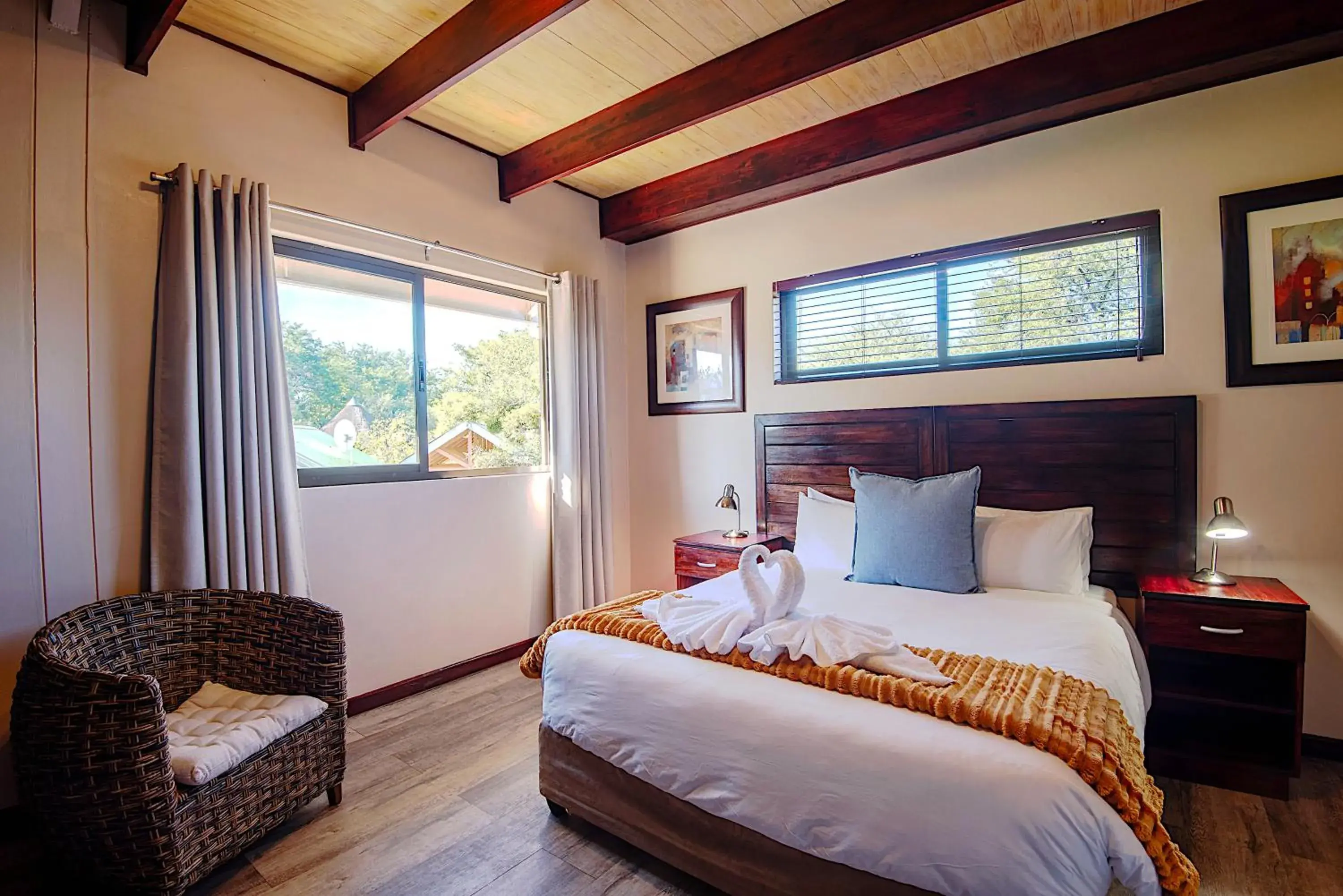 Cottage (6 Adults) in Arebbusch Travel Lodge Cottage (6 Adults) in Arebbusch Travel Lodge