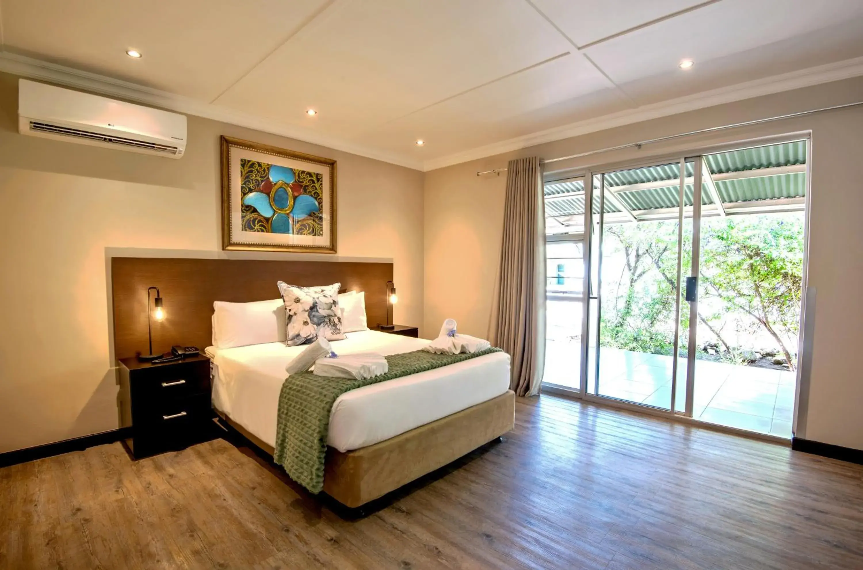 Bed in Arebbusch Travel Lodge Bed in Arebbusch Travel Lodge