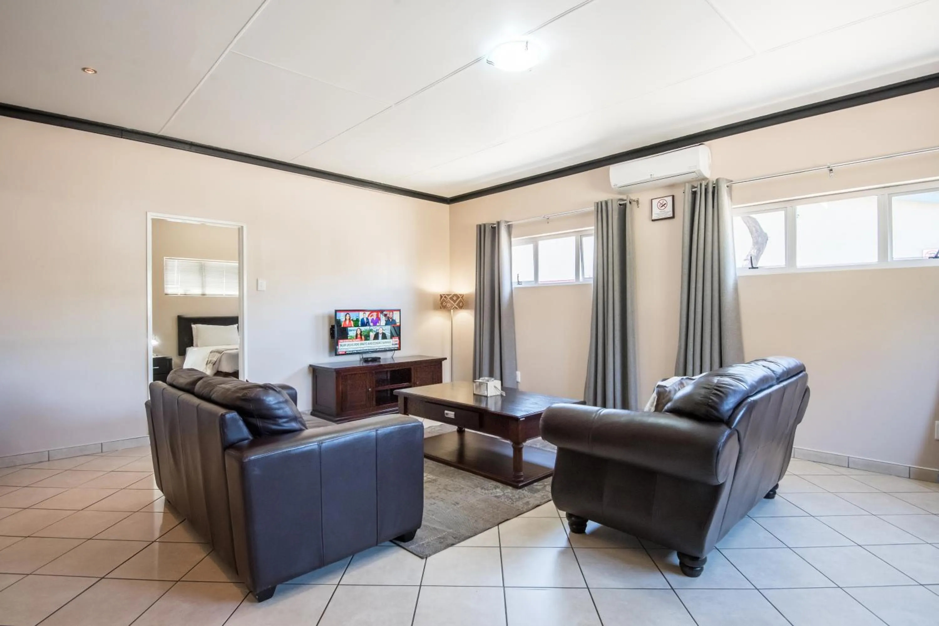 Living room in Arebbusch Travel Lodge