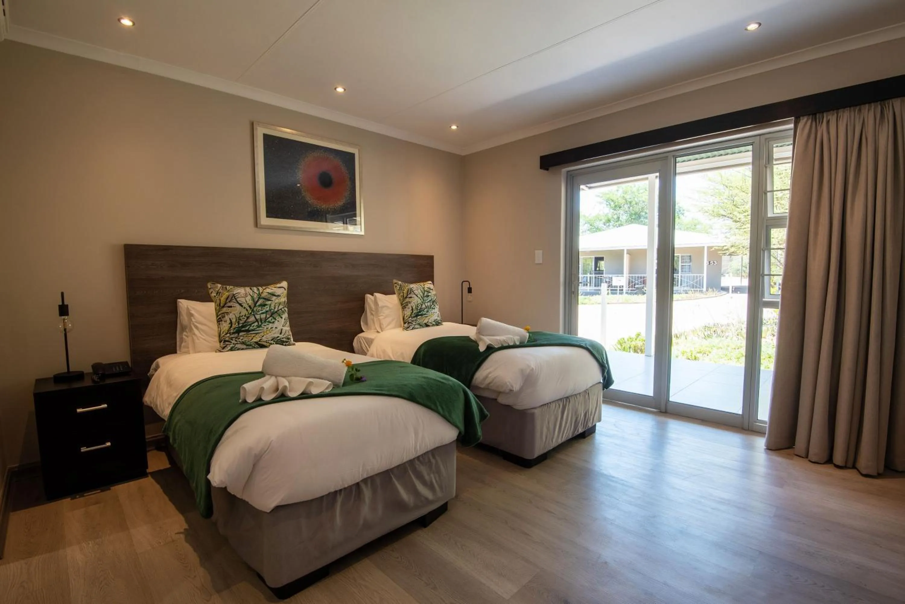 Bed in Arebbusch Travel Lodge