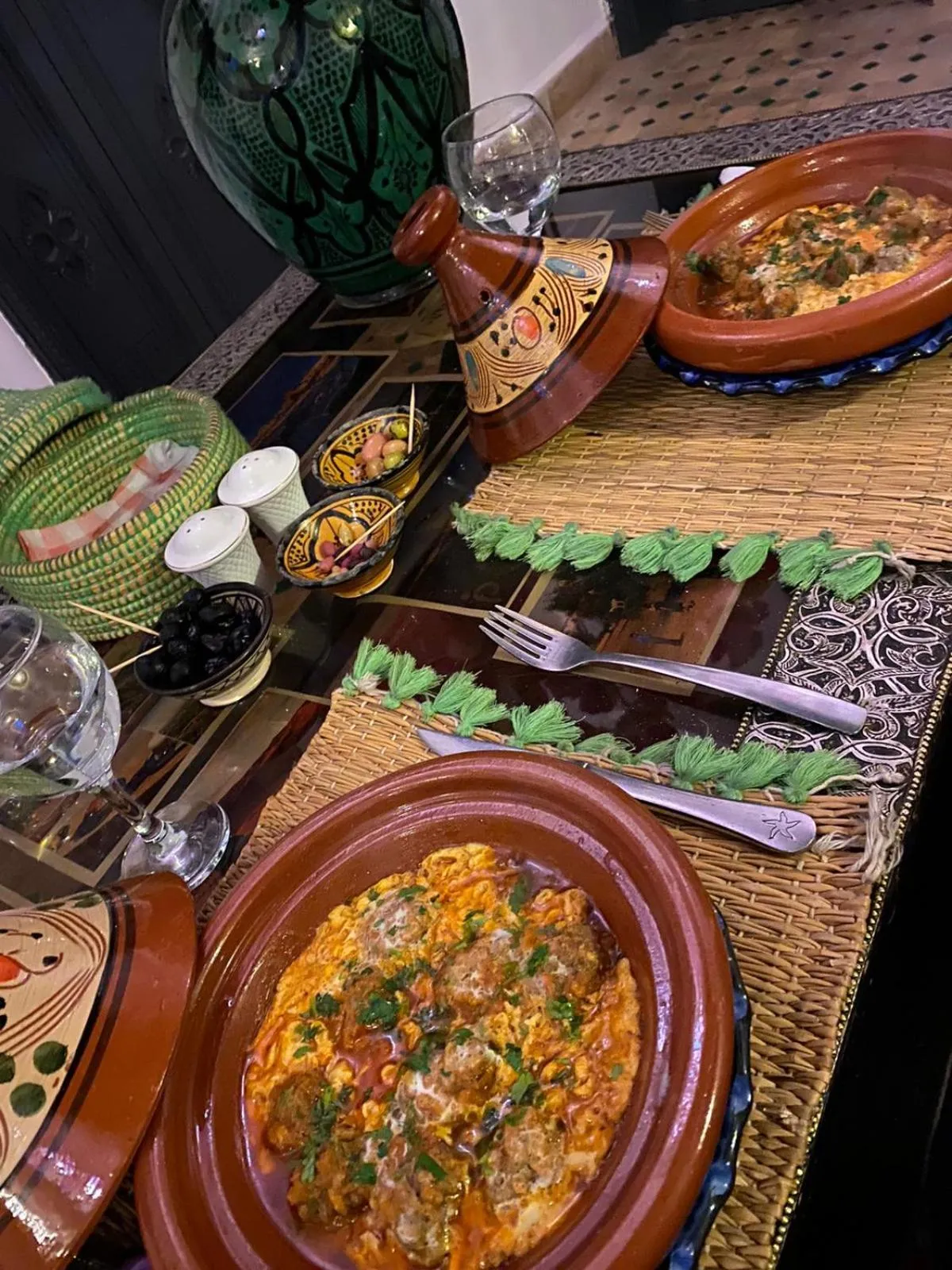 Restaurant/places to eat in Riad Simon