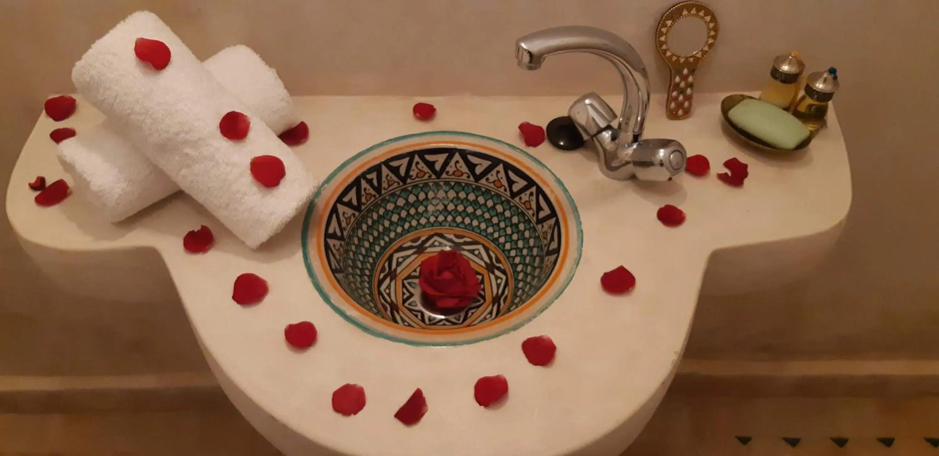 Bathroom in Riad Simon