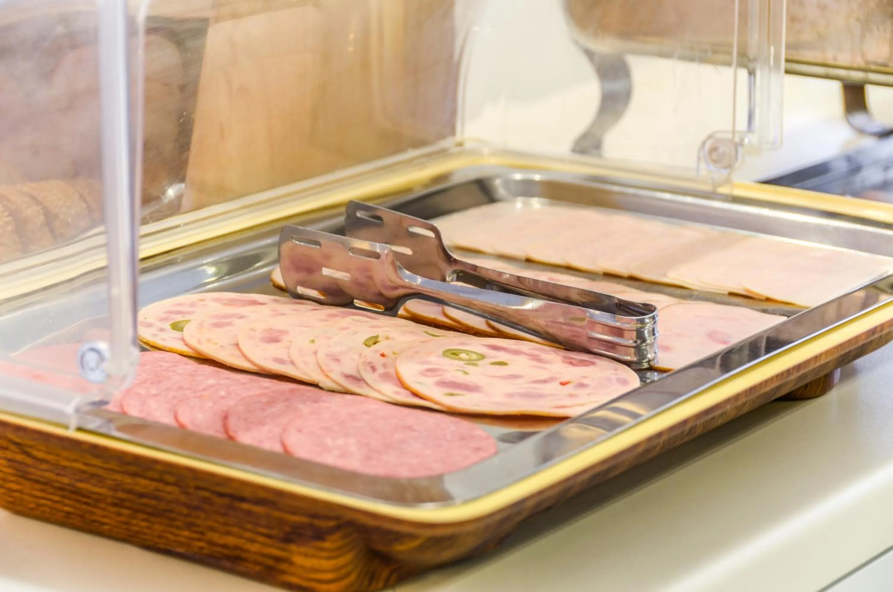 Food and drinks in Xenia Hotel