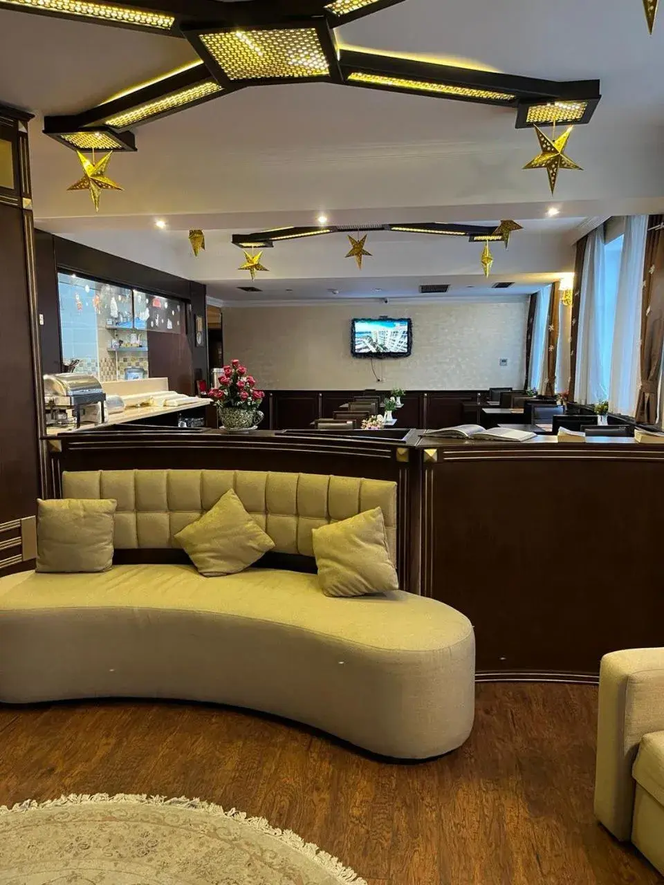 Restaurant/places to eat in Smith Hotel Restaurant/places to eat in Smith Hotel