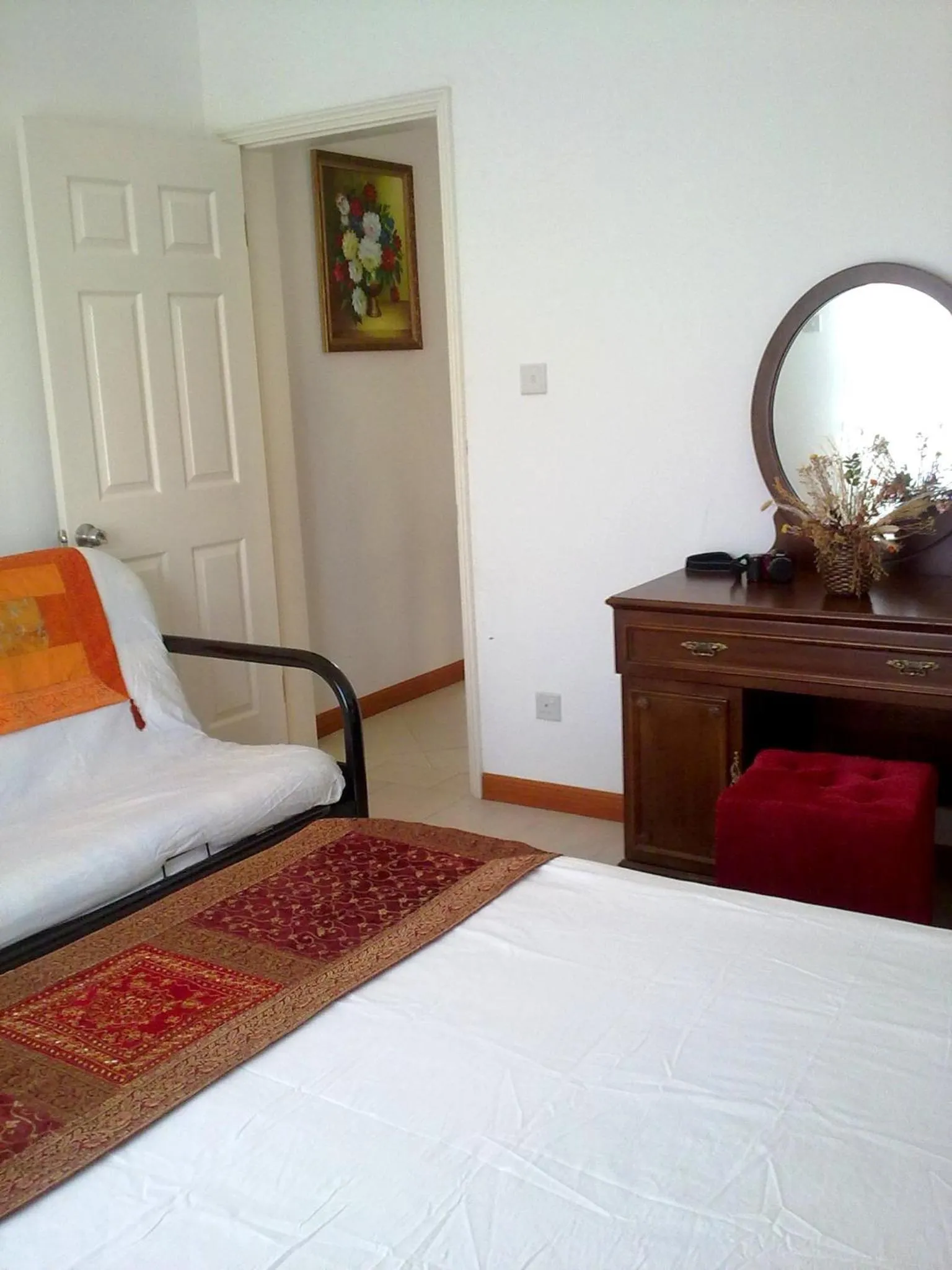 Bedroom, Bed in Golden Rod villa