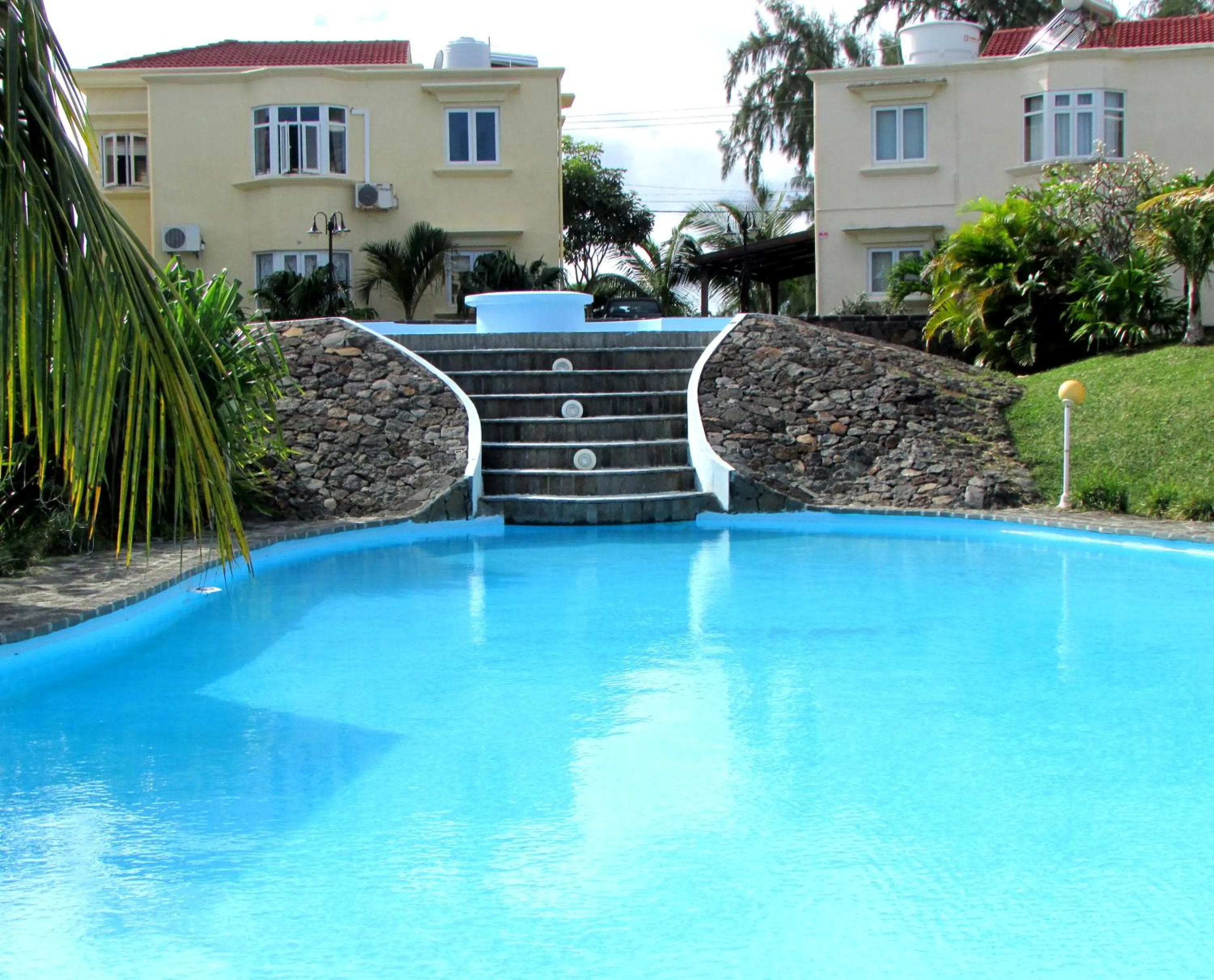 Property building in Golden Rod villa