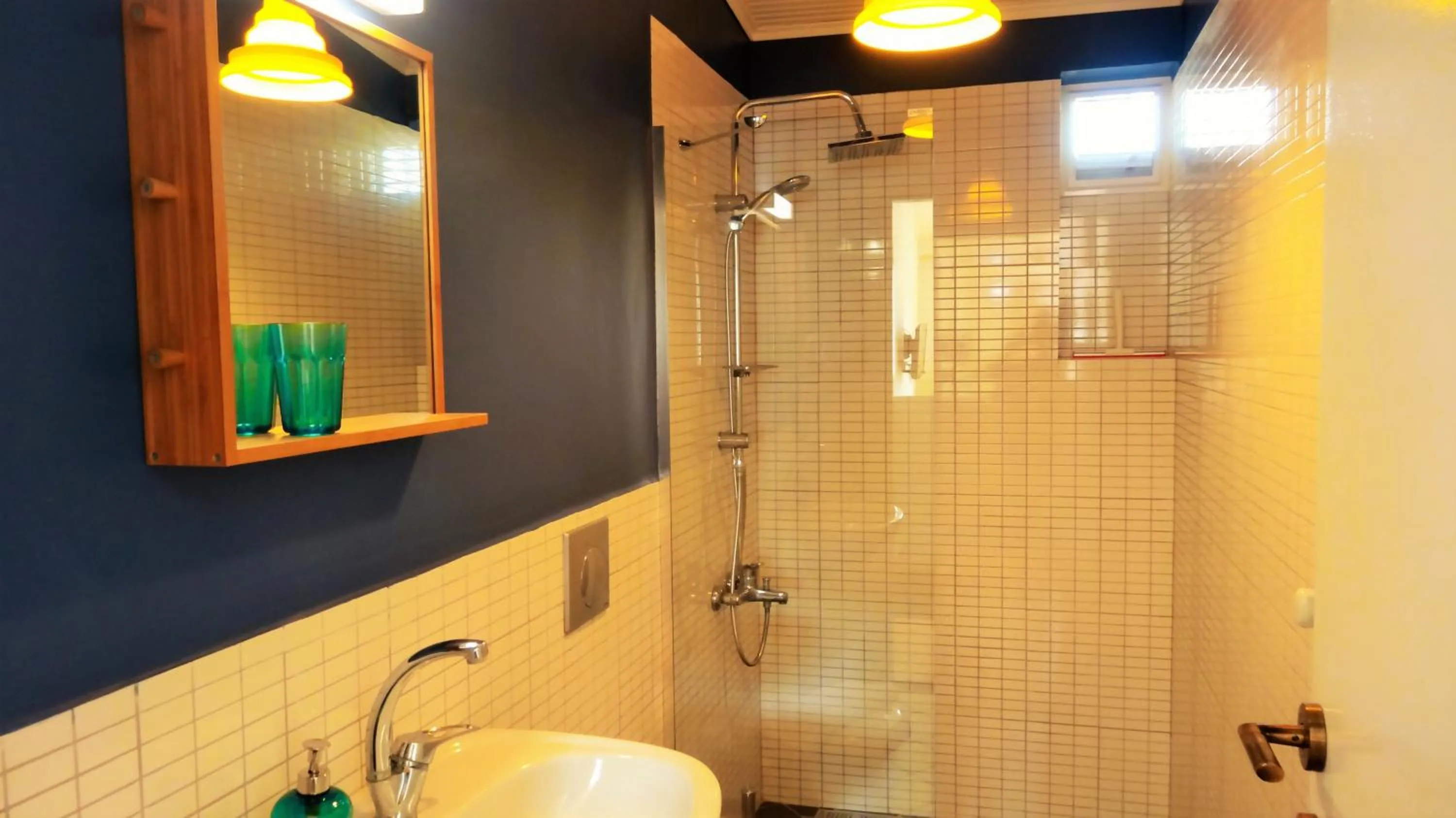 Bathroom in Kunterbunt Istanbul