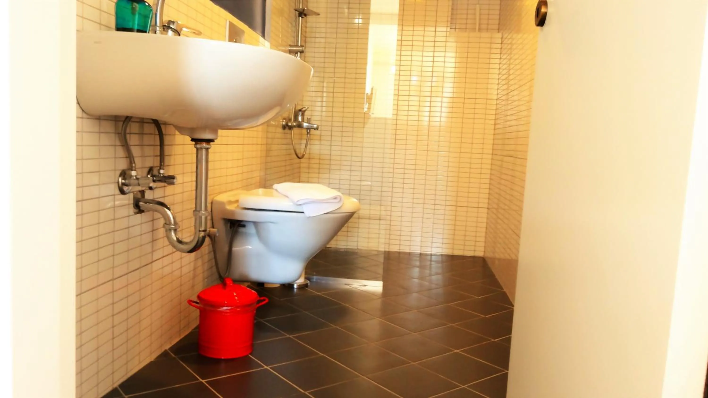 Bathroom in Kunterbunt Istanbul