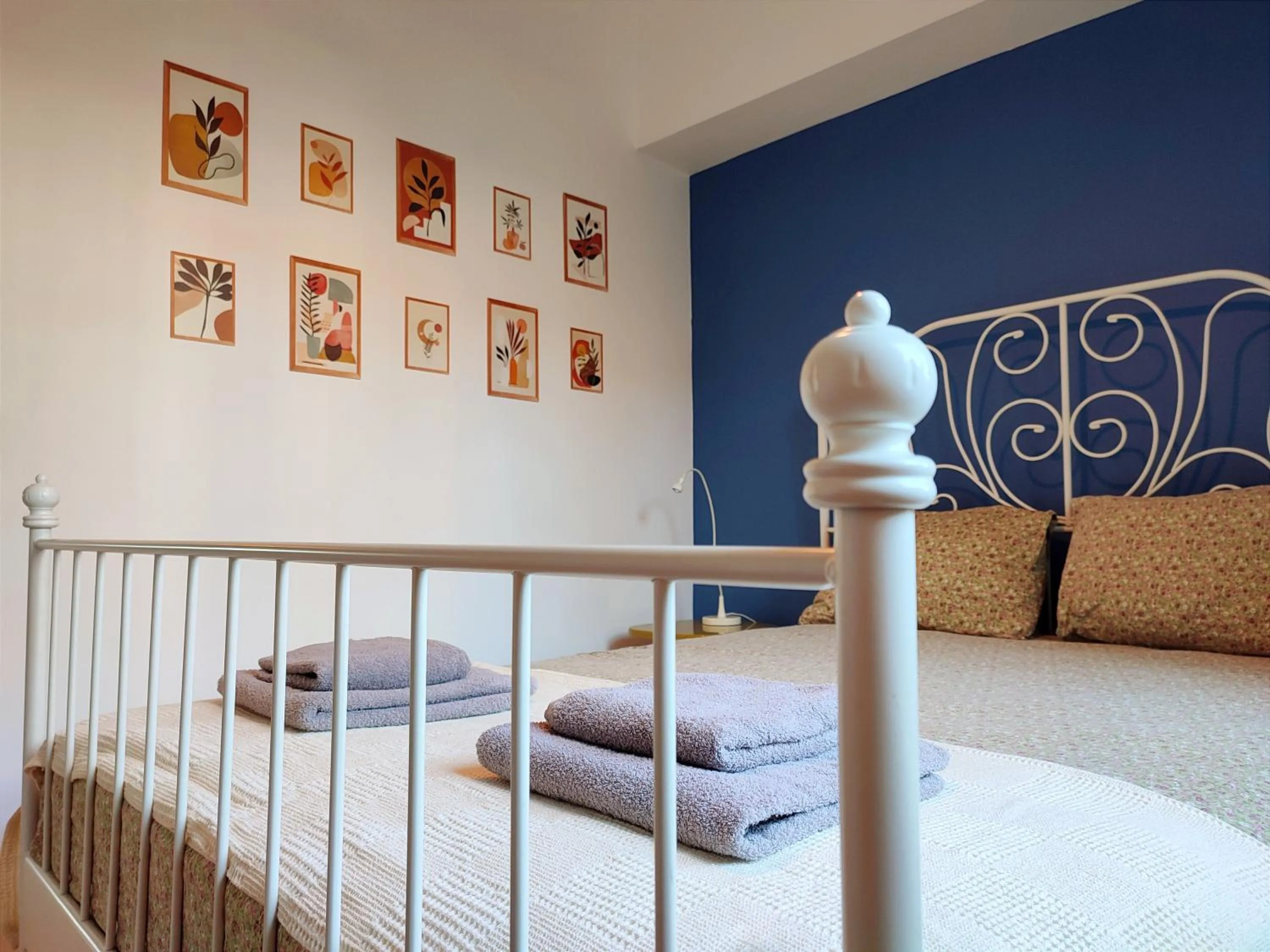 Bedroom, Bed in Kunterbunt Istanbul