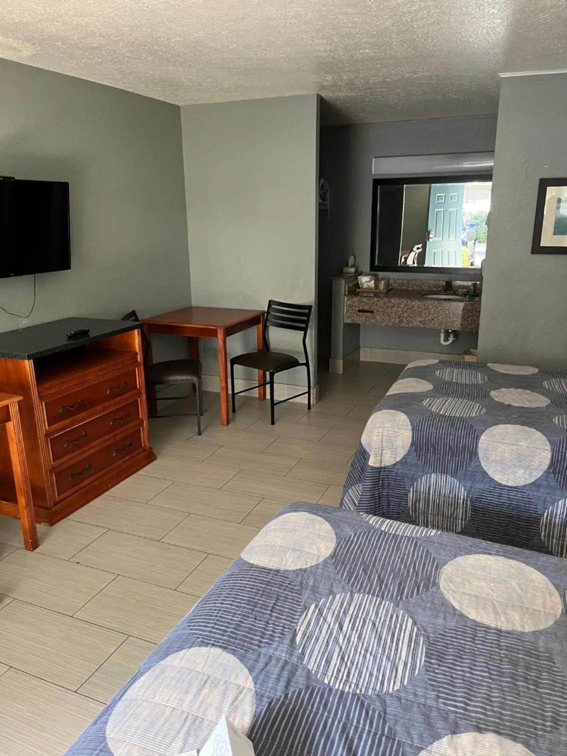 Bed in Brandon Motor Lodge