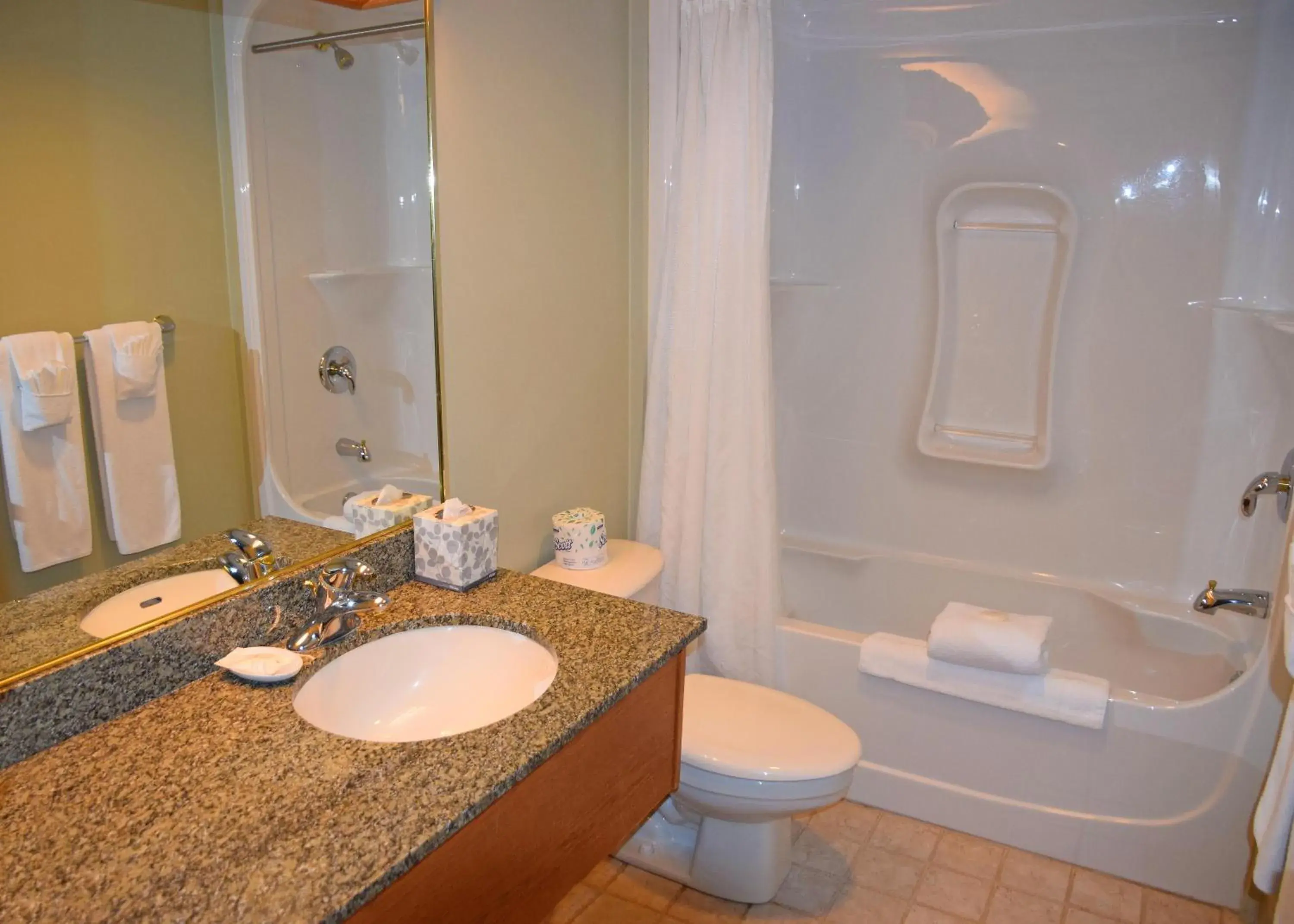 King Studio in Stone Gate Inn King Studio in Stone Gate Inn