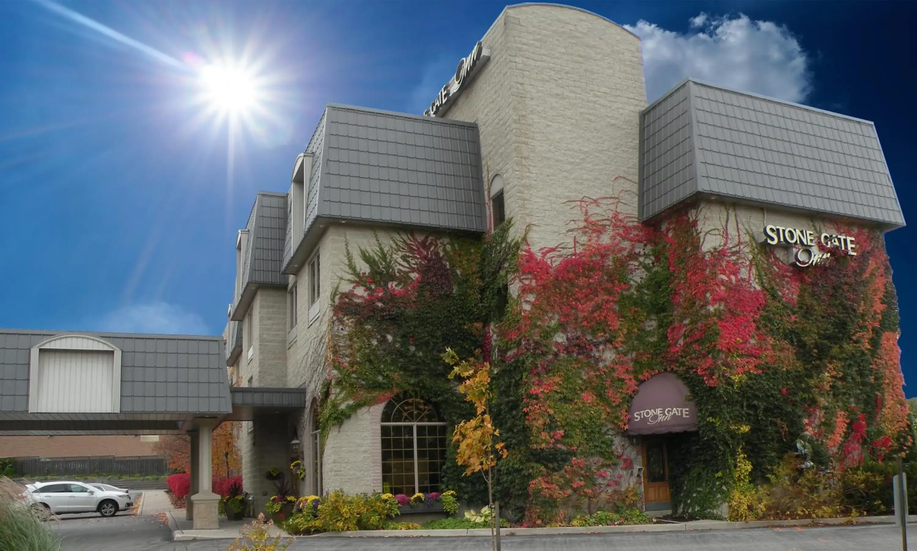 Property building in Stone Gate Inn Property building in Stone Gate Inn