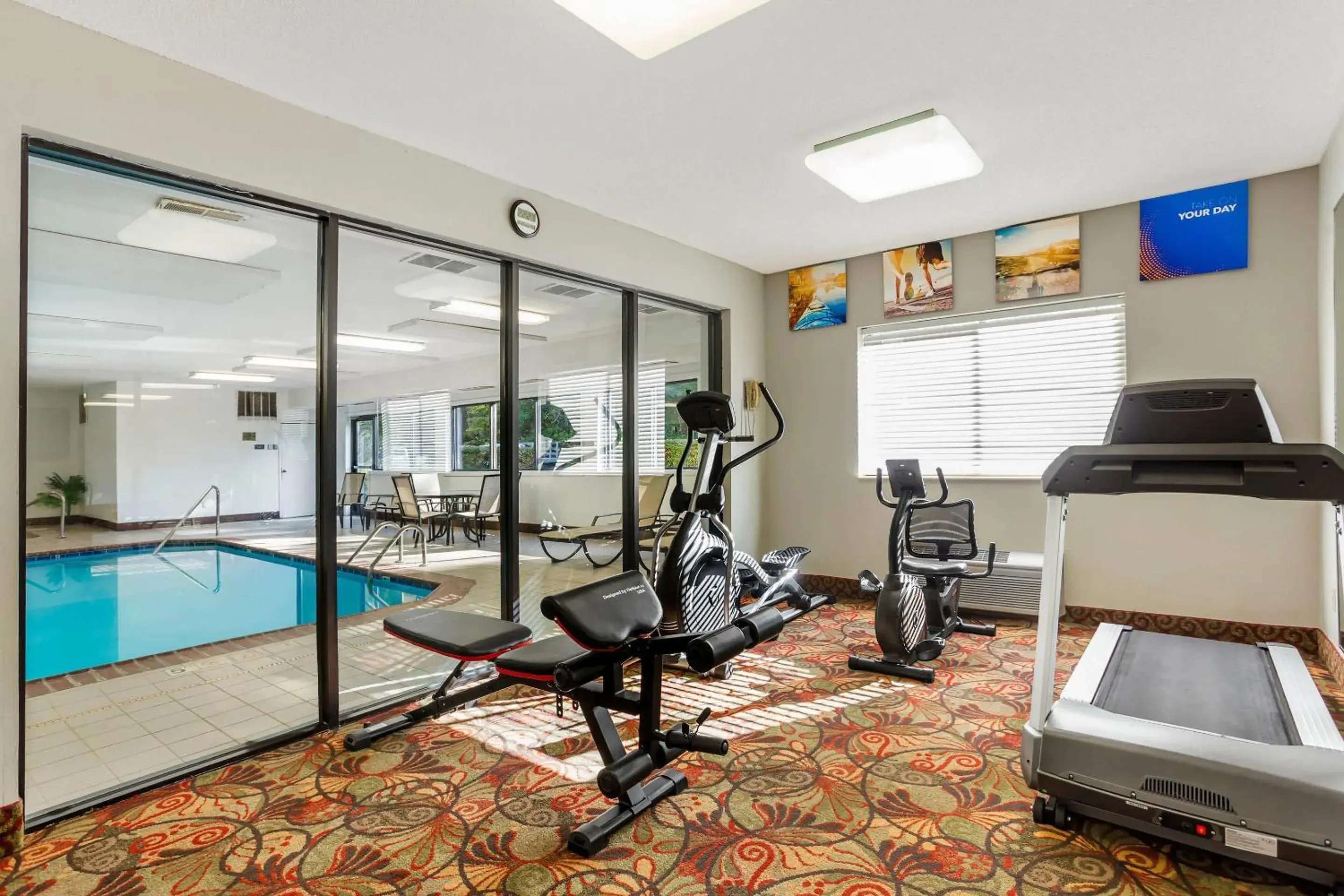 Fitness centre/facilities in Comfort Inn Huntington near University area Fitness centre/facilities in Comfort Inn Huntington near University area