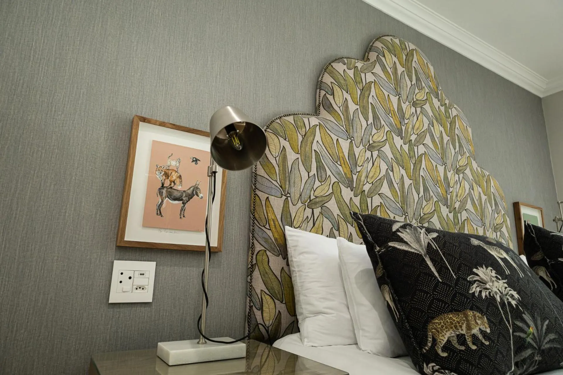 Decorative detail in Cape Village Lodge