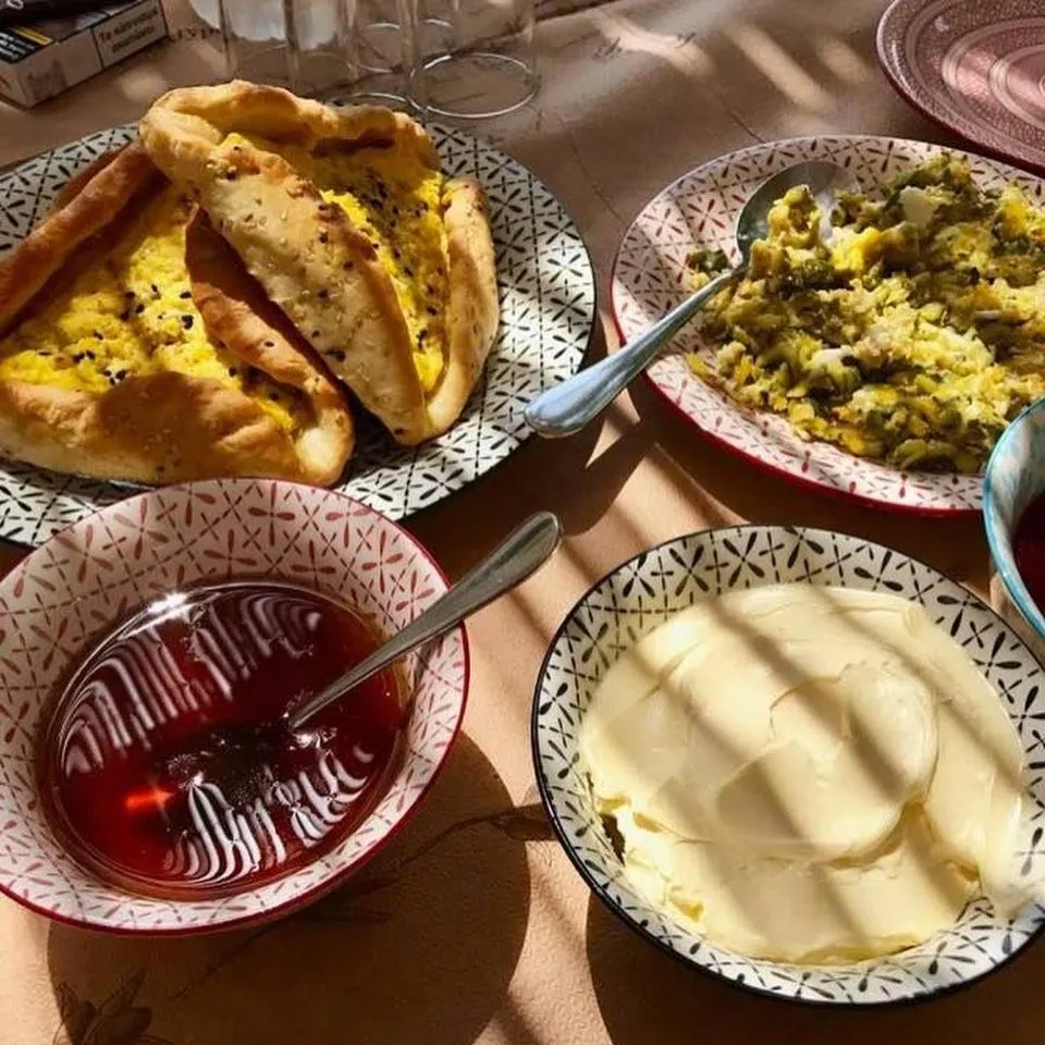 Restaurant/places to eat in Gerani Studios