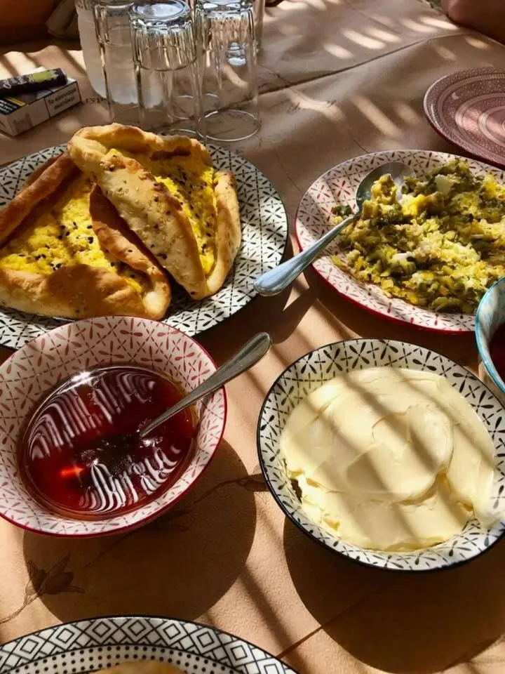 Restaurant/places to eat in Gerani Studios