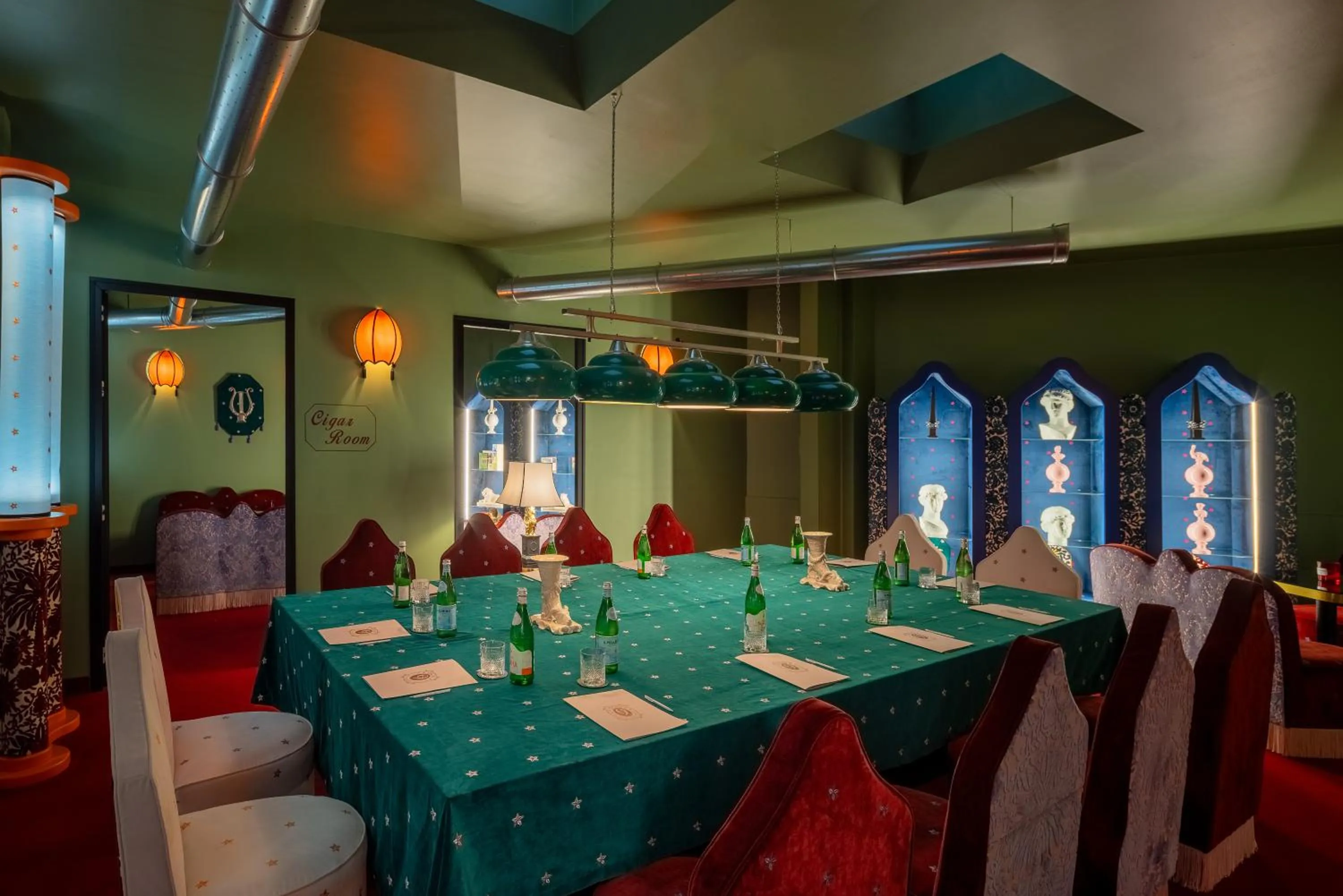 Business facilities in Hotel Number Nine