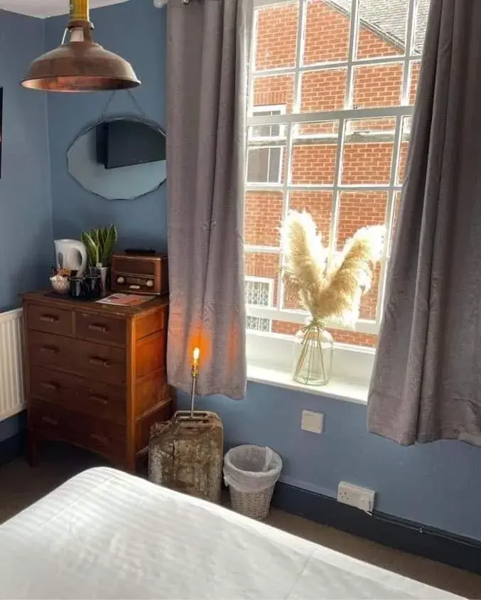 Standard Twin Room - single occupancy in Watergate YARD Standard Twin Room - single occupancy in Watergate YARD