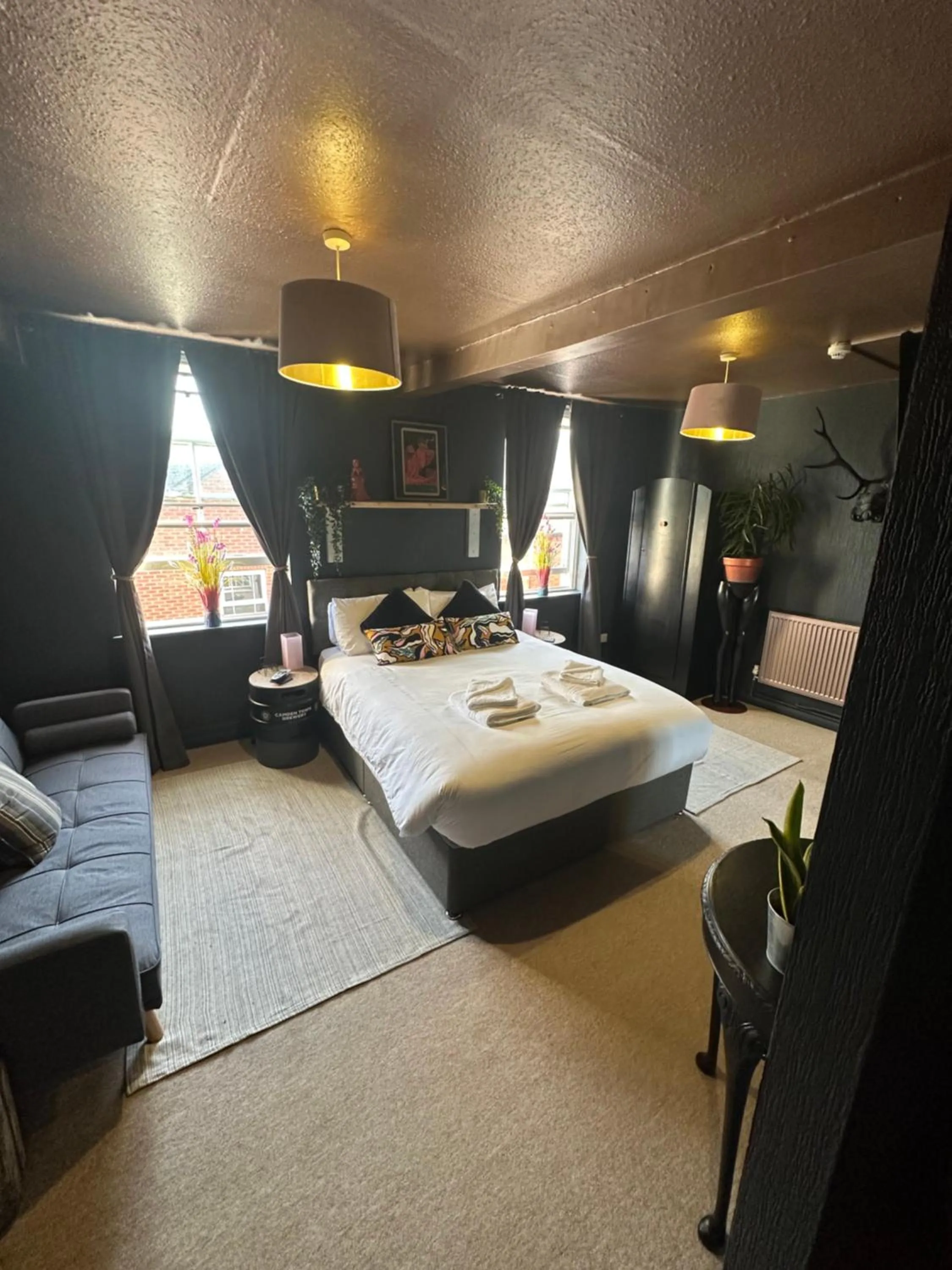 Bed in Watergate YARD