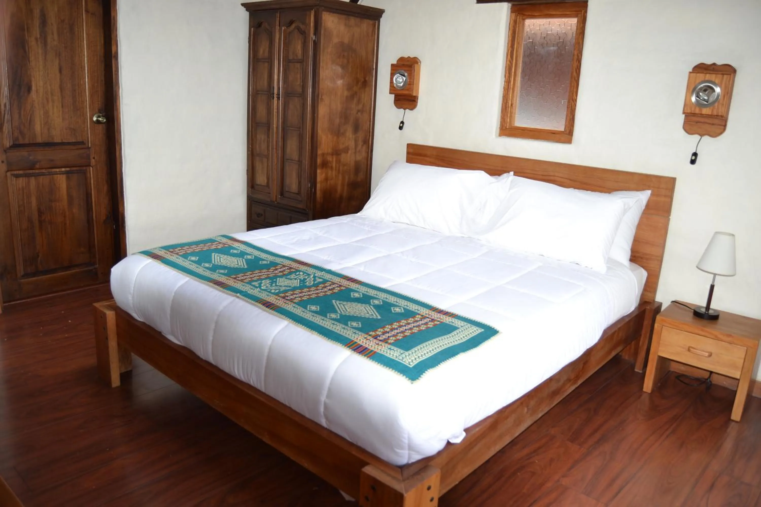 Bed in Ilatoa Lodge