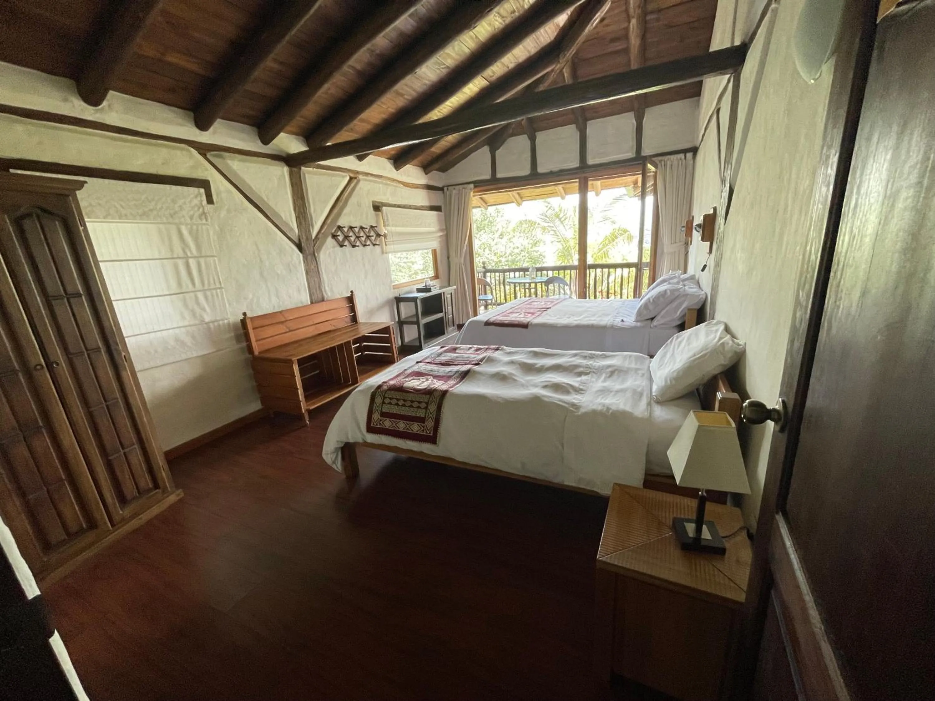 Bed in Ilatoa Lodge